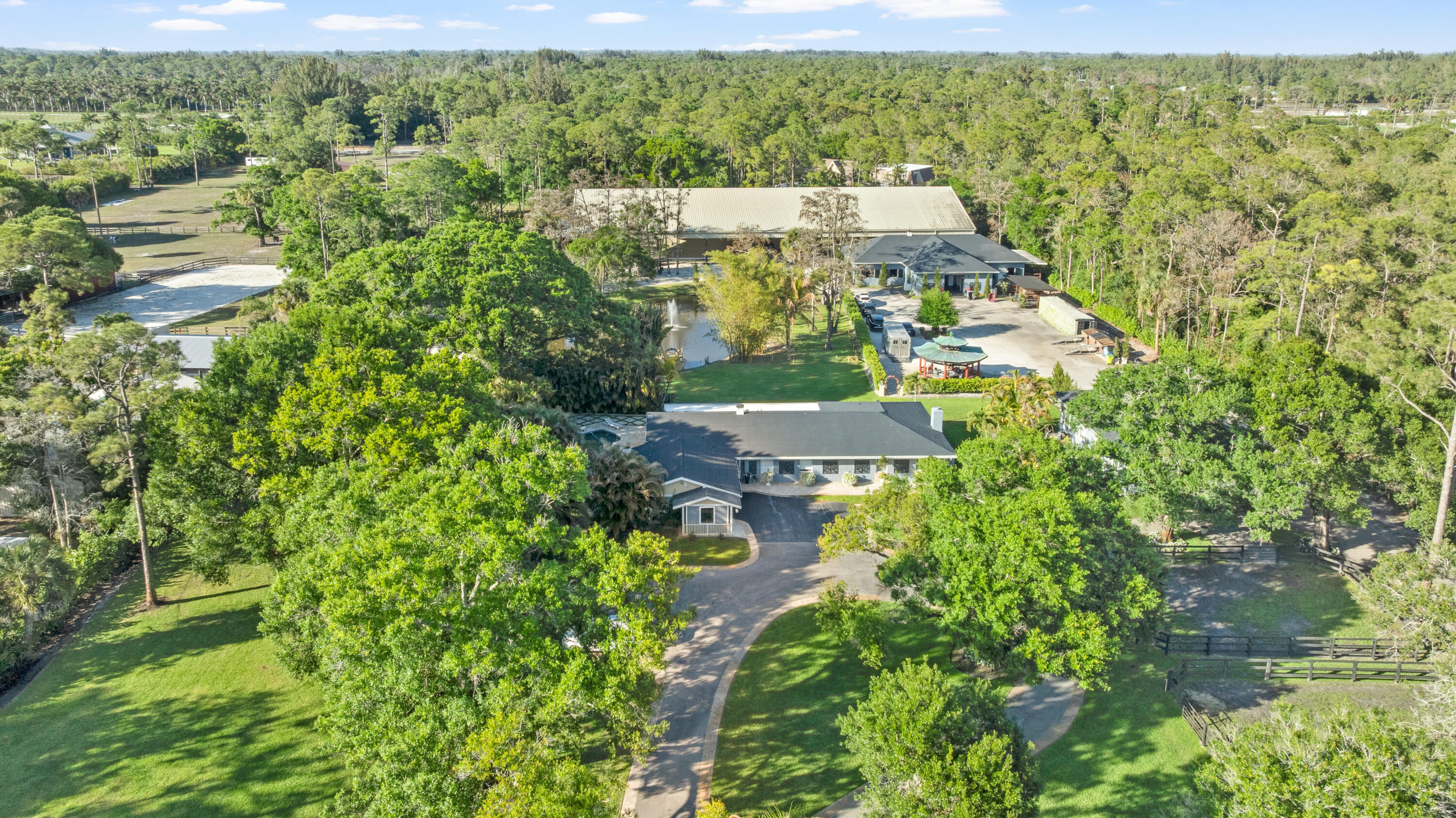 LOXAHATCHEE GROVES - Residential Lease