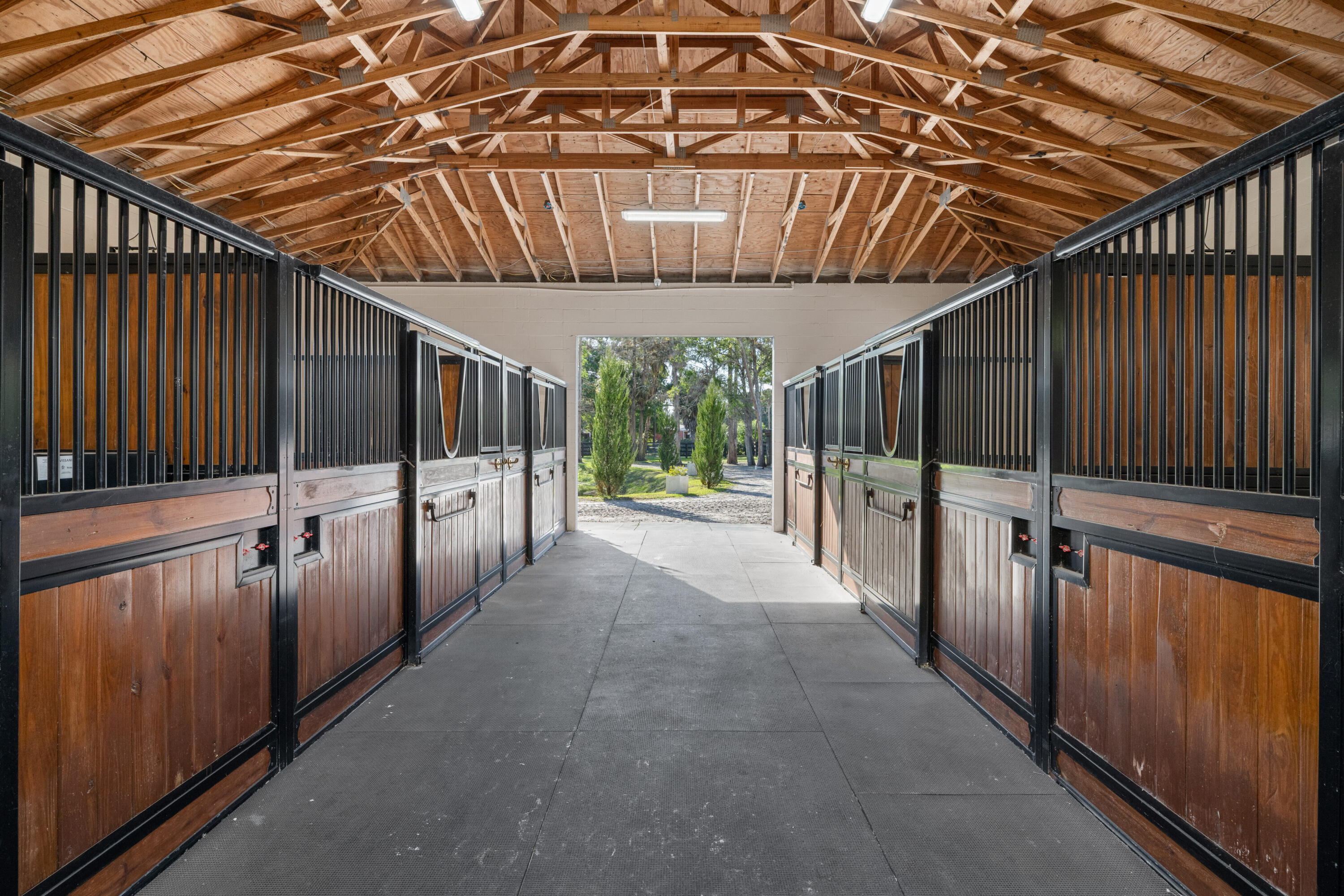 LOXAHATCHEE GROVES - Residential Lease