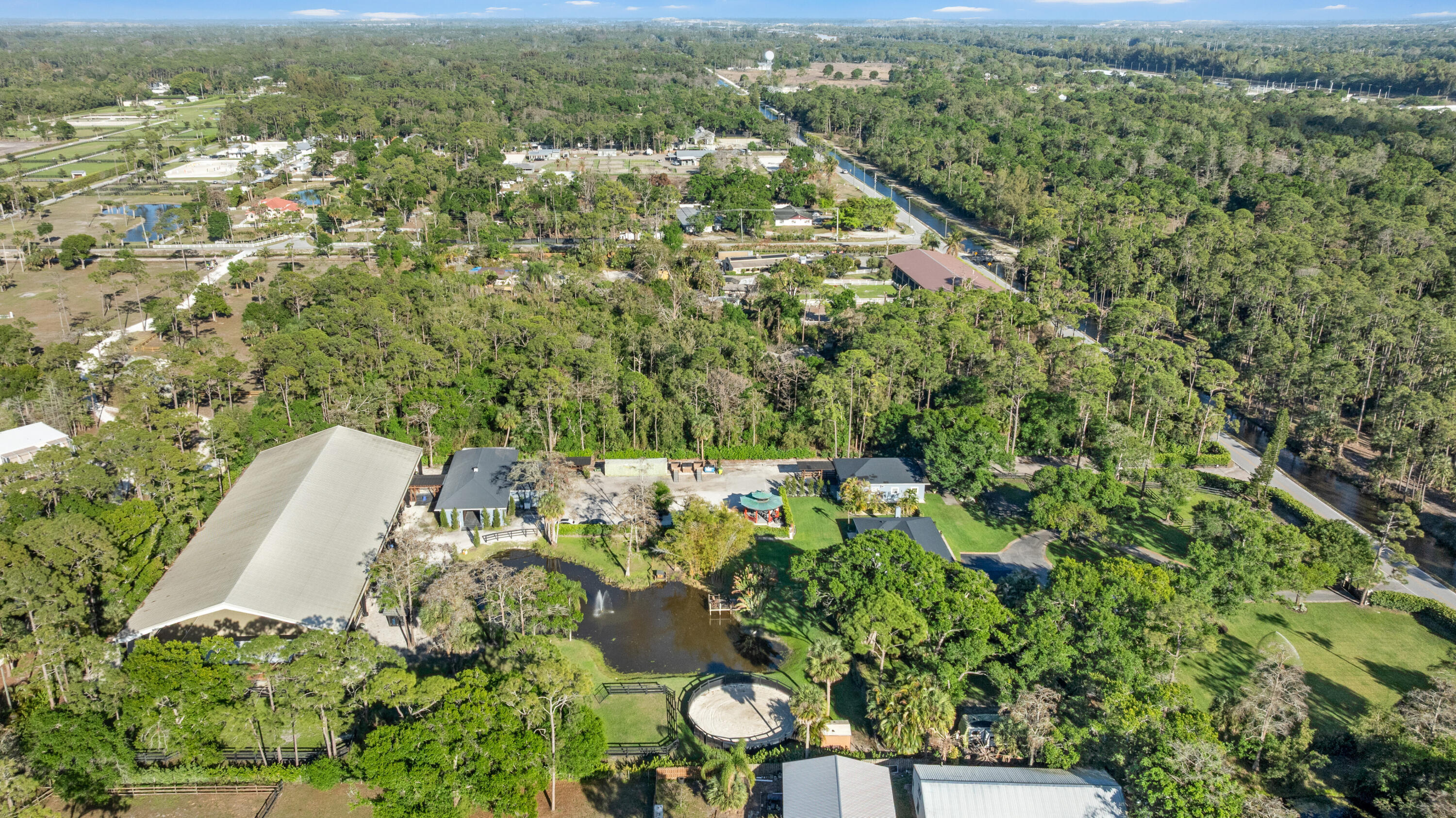 LOXAHATCHEE GROVES - Residential Lease
