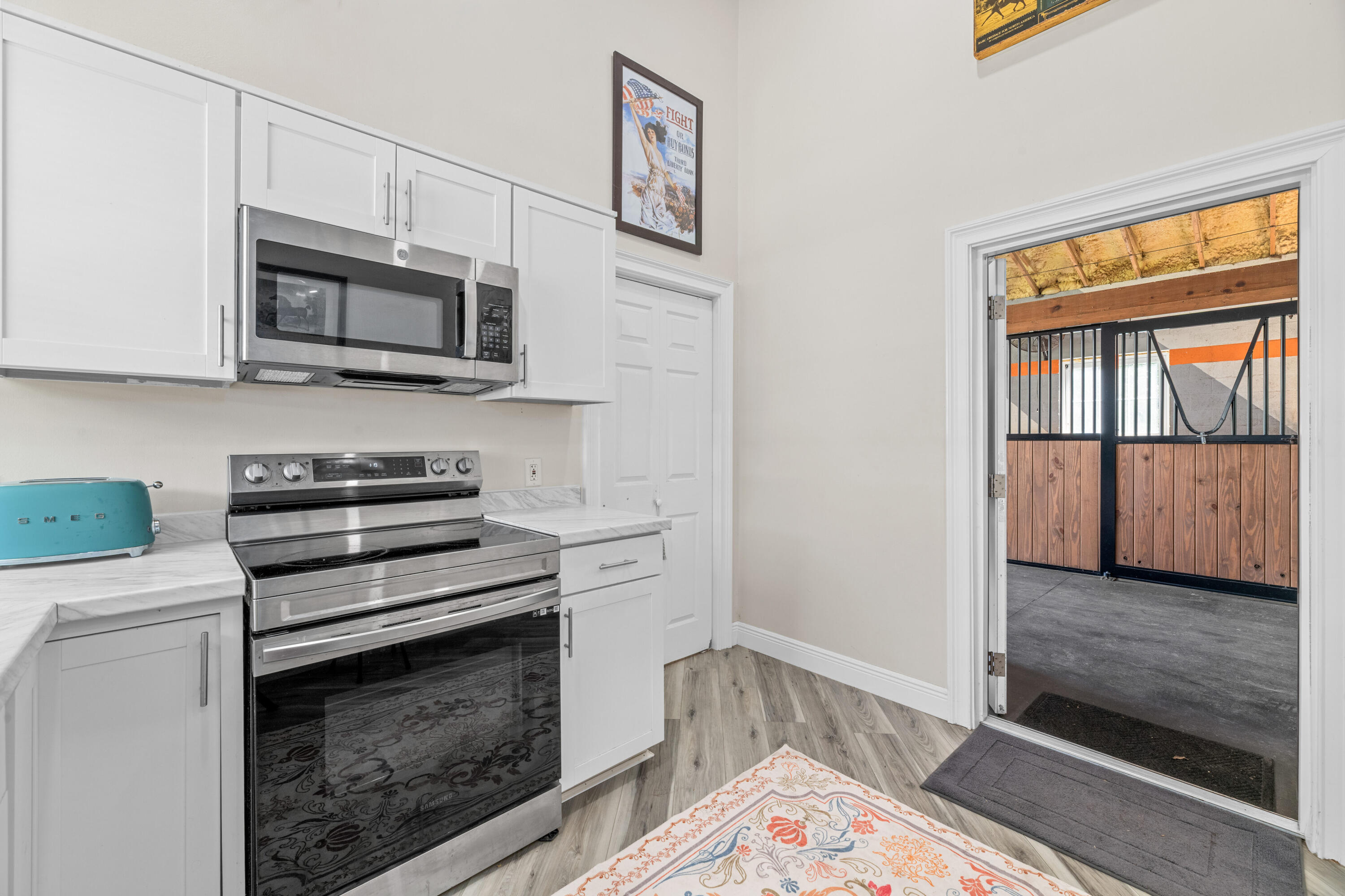 LOXAHATCHEE GROVES - Residential Lease