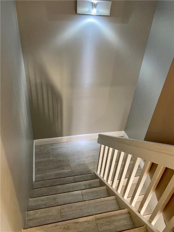 El Lago - Residential