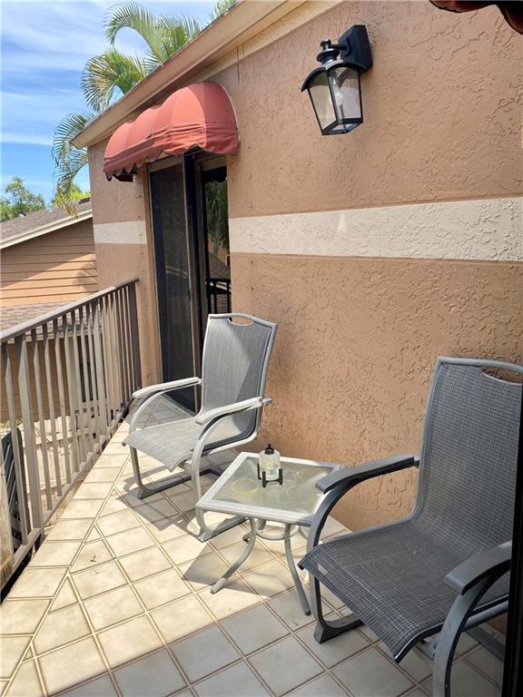 El Lago - Residential