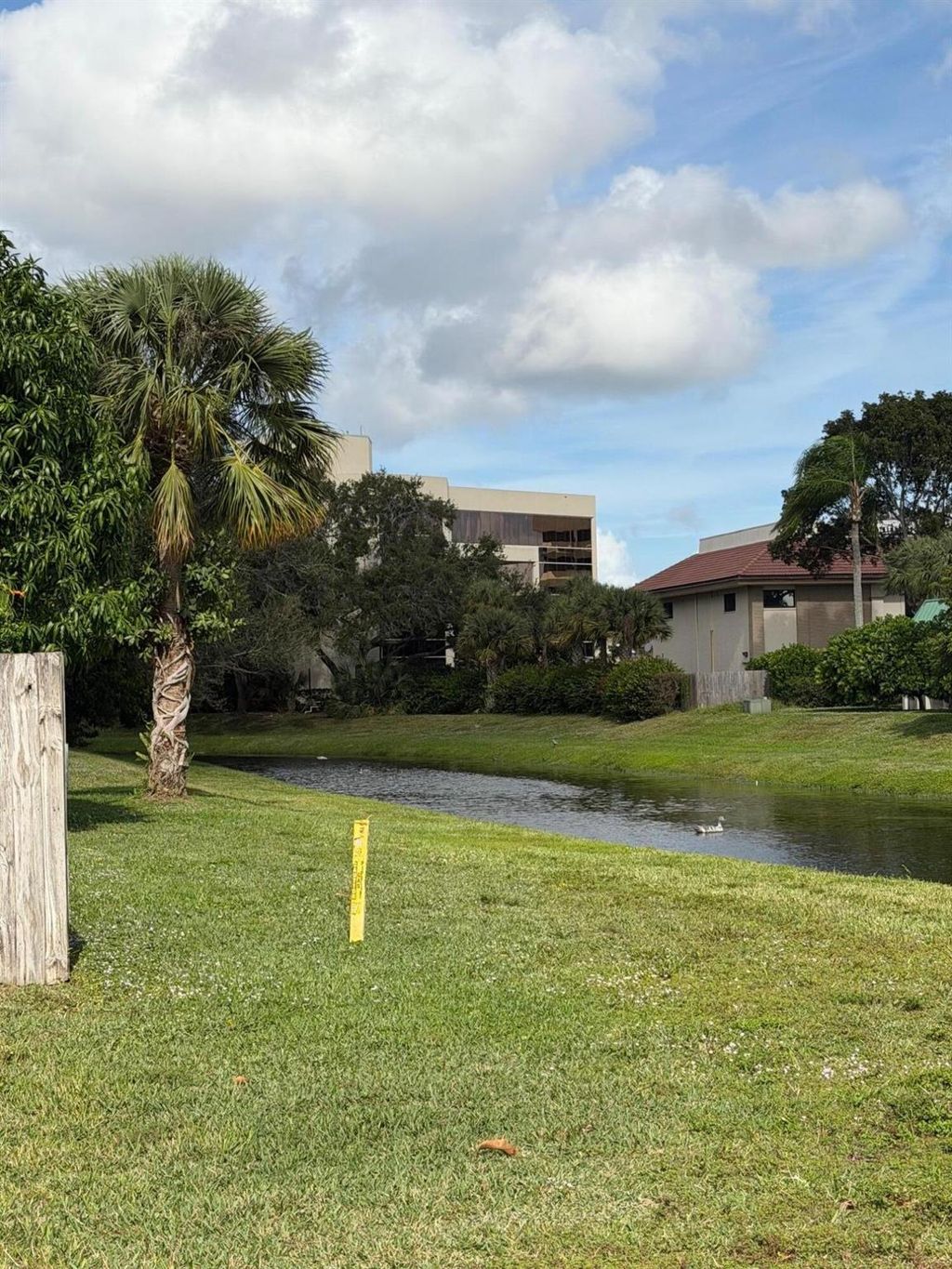 Photo of 10868 Larch Court, Palm Beach Gardens, FL 33418 (MLS # R11148681)