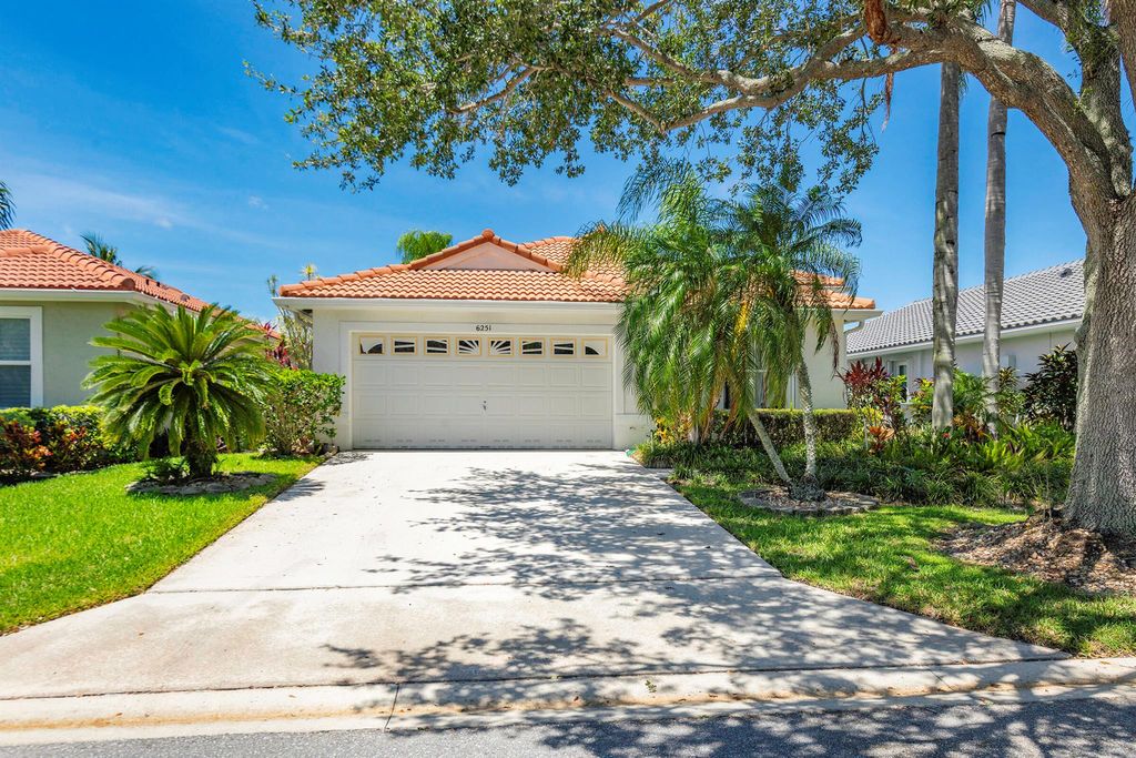 Photo of 6251 Grand Cypress Circle, Lake Worth, FL 33463 (MLS # R11099342)