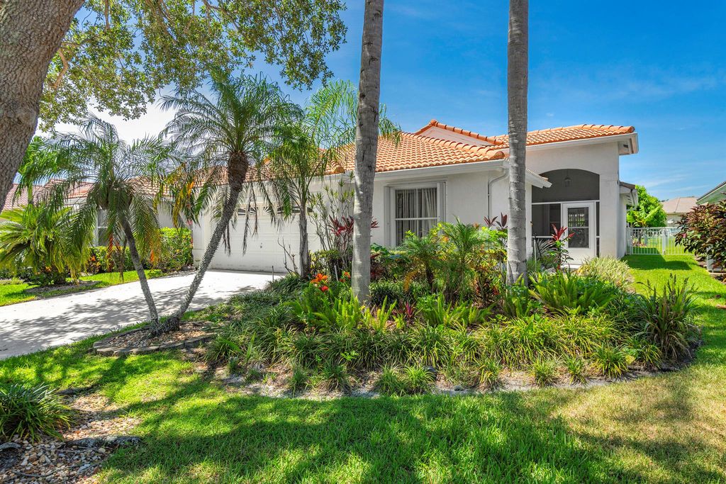 Photo of 6251 Grand Cypress Circle, Lake Worth, FL 33463 (MLS # R11099342)