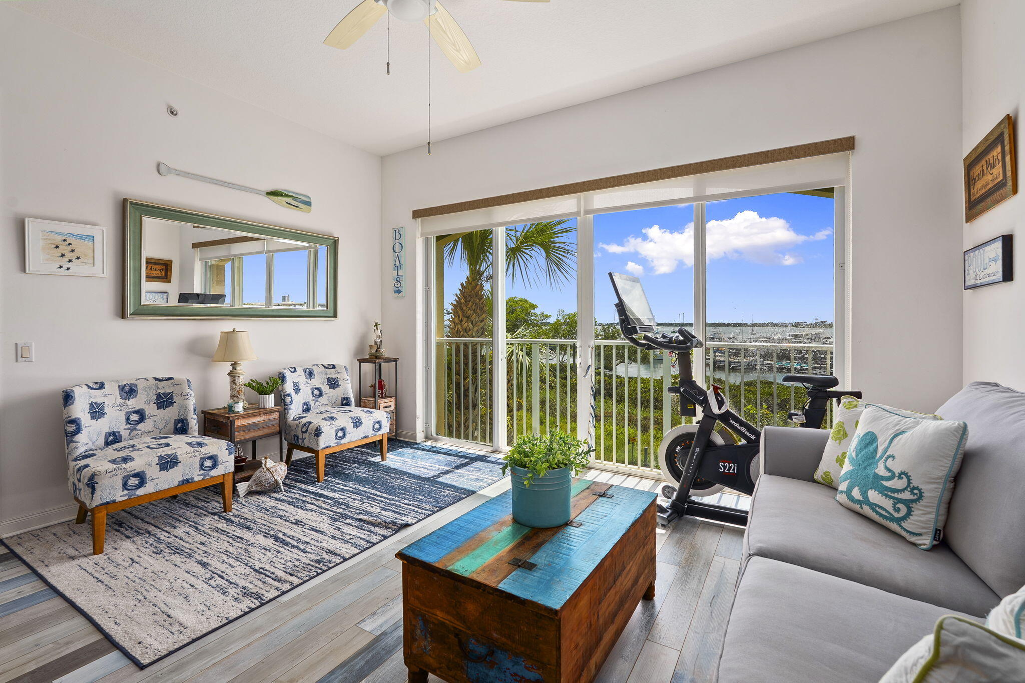 HARBOUR ISLE AT HUTCHINSON ISLAND WEST - Residential
