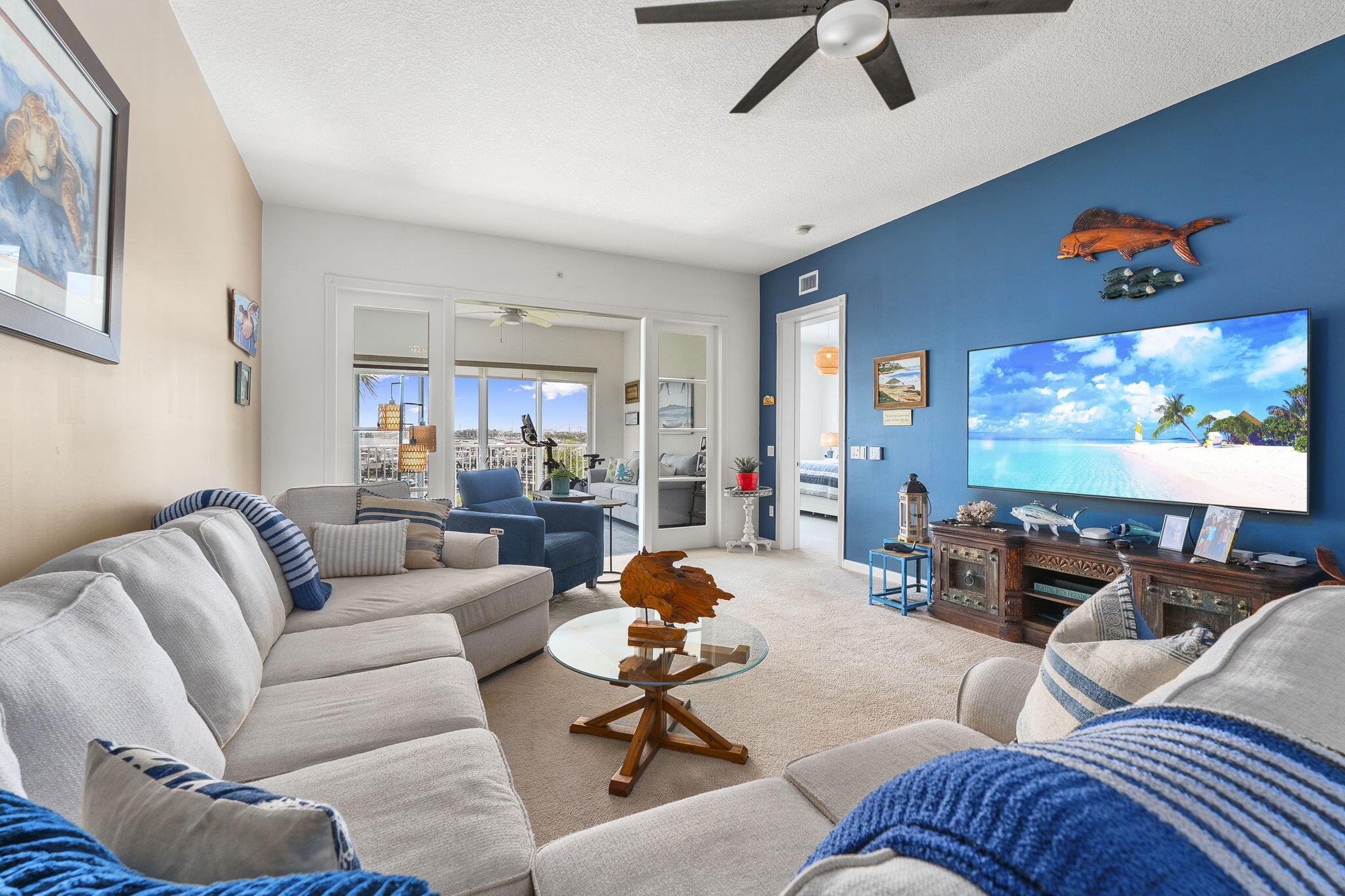 HARBOUR ISLE AT HUTCHINSON ISLAND WEST - Residential