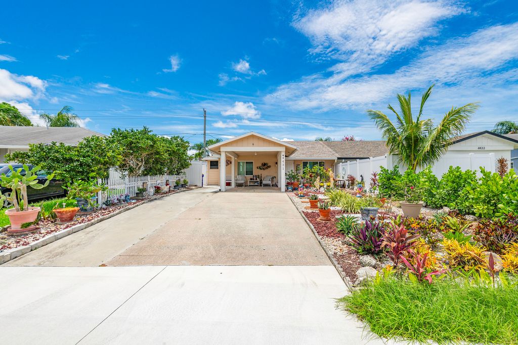 Photo of 4431 SE Village Road, Stuart, FL 34997 (MLS # B26001361)