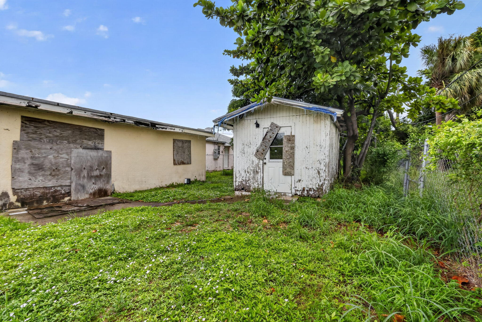 825 W 5th Street, Riviera Beach, FL, 33404/$200,000 4 825 W 5th Street