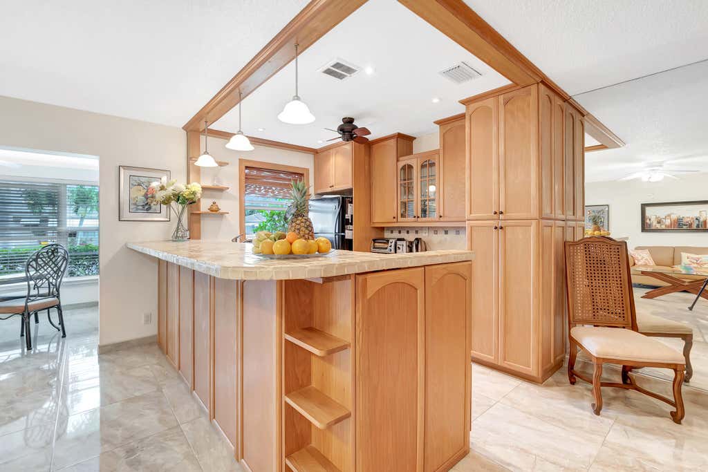 Photo of 1362 High Point Way SE #C, Delray Beach, FL 33445 (MLS # R10953215)