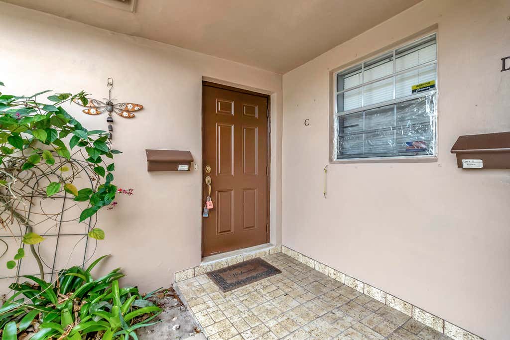 Photo of 1362 High Point Way SE #C, Delray Beach, FL 33445 (MLS # R10953215)
