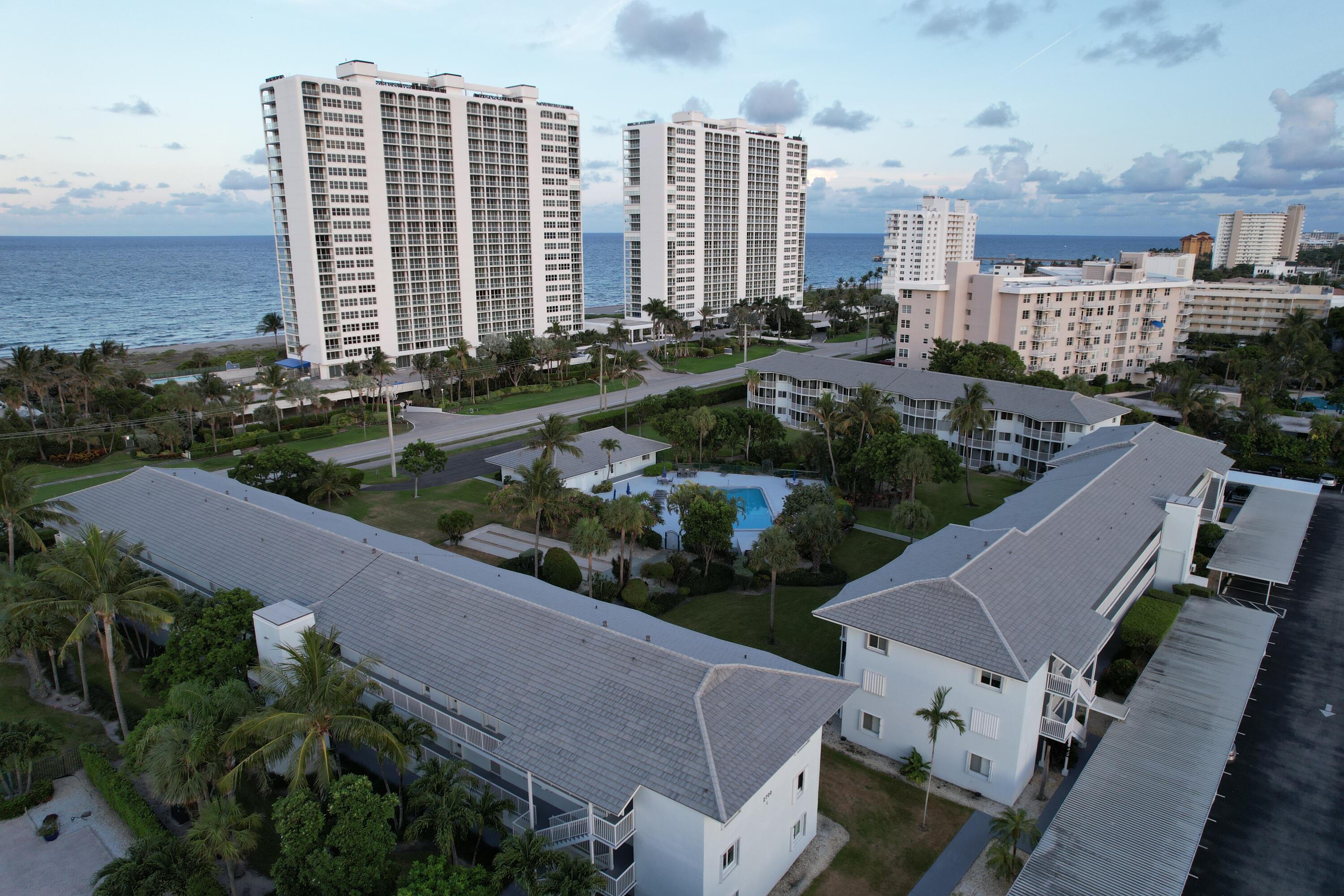 BOCA RATON HARBOUR APTS CONDO - Residential