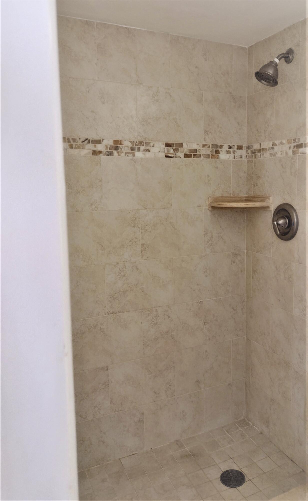 BOCA RATON HARBOUR APTS CONDO - Residential