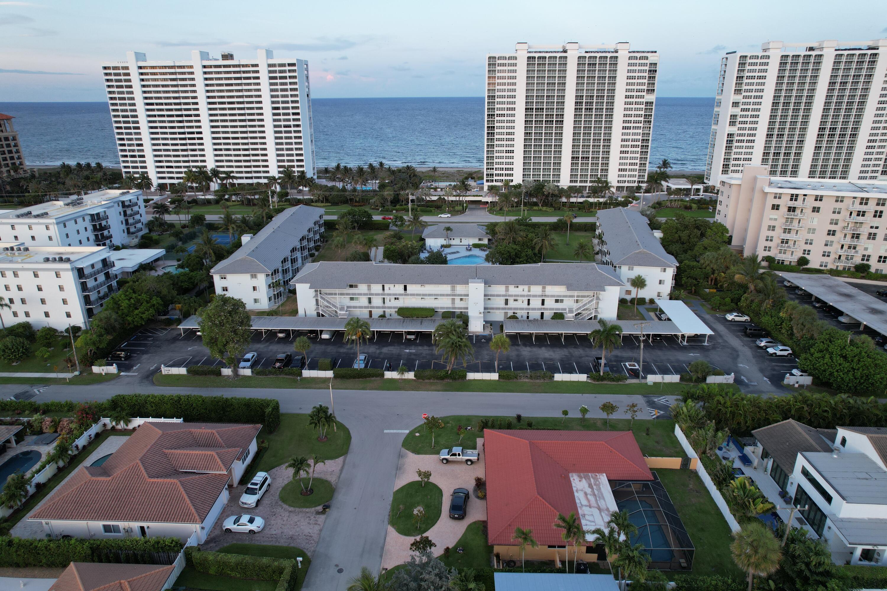 BOCA RATON HARBOUR APTS CONDO - Residential