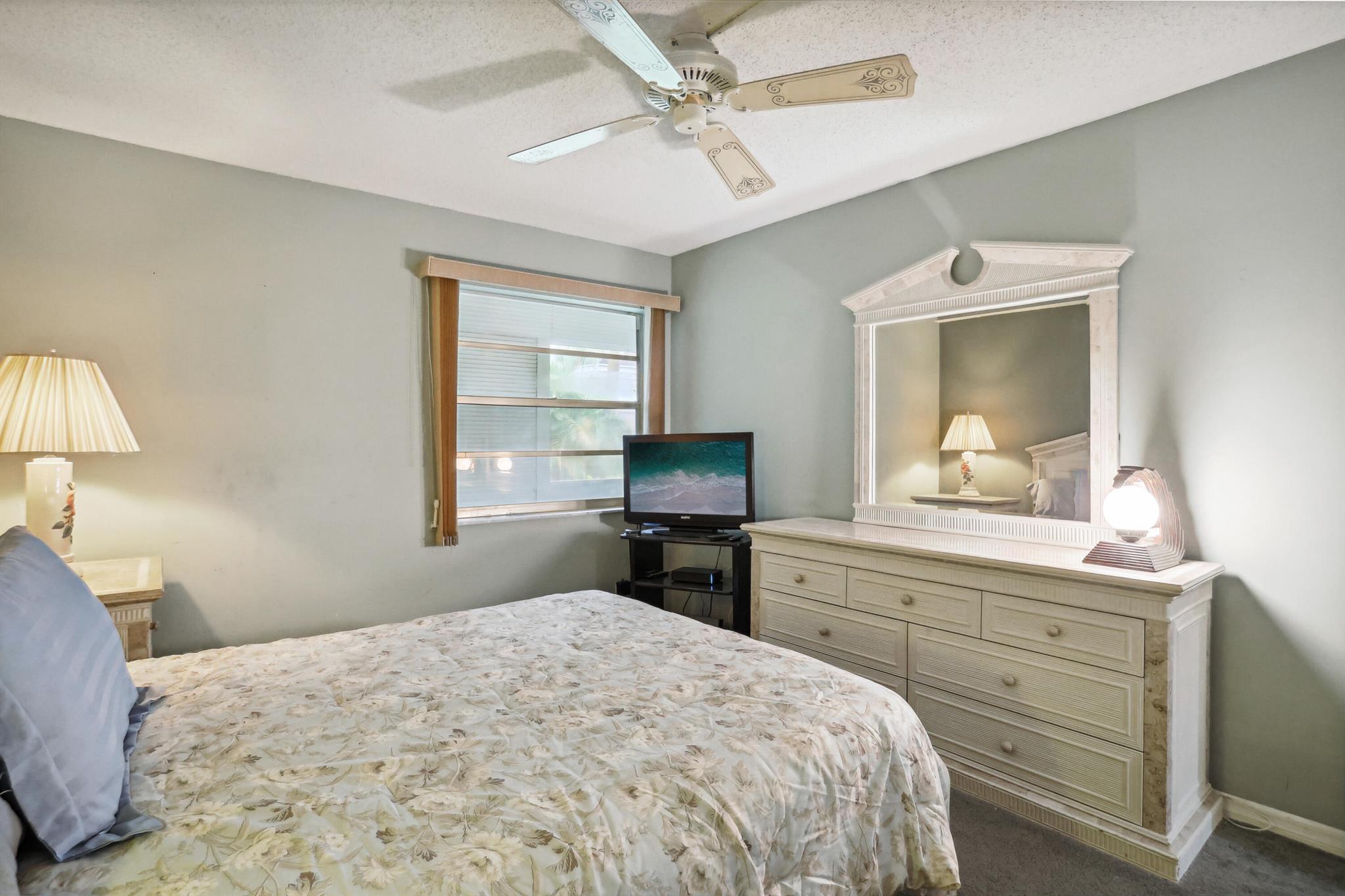 KINGS POINT PIEDMONT CONDOS - Residential