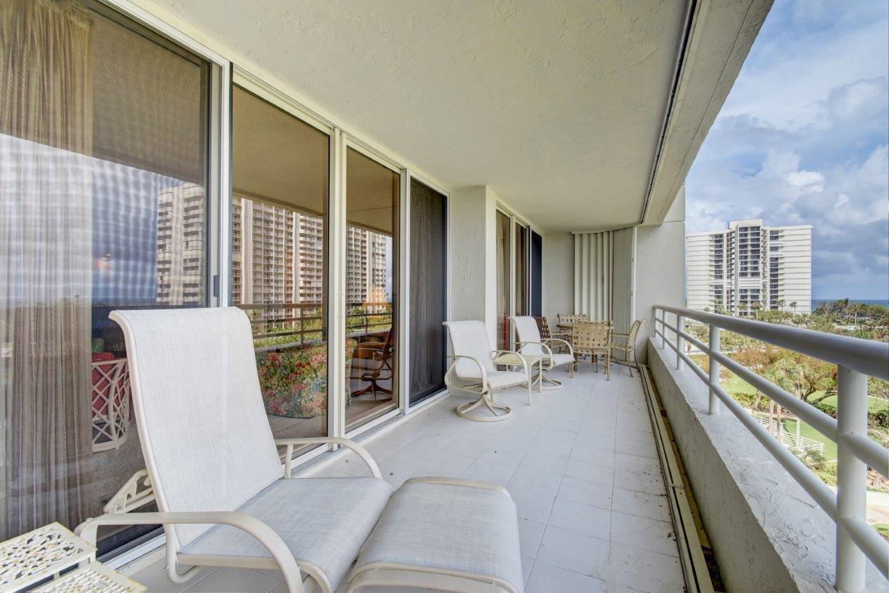 SEA RANCH CLUB OF BOCA II CONDO - Residential Lease