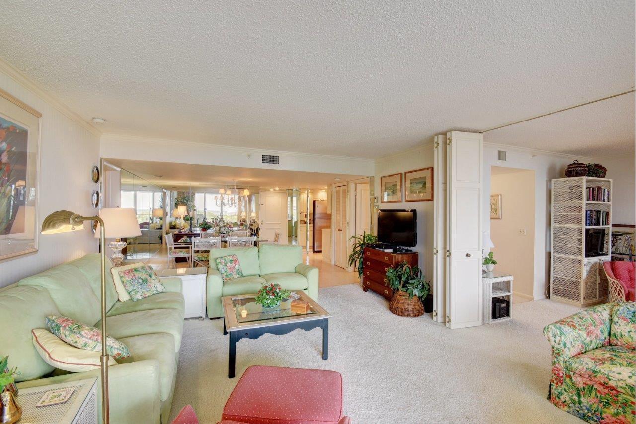 SEA RANCH CLUB OF BOCA II CONDO - Residential Lease