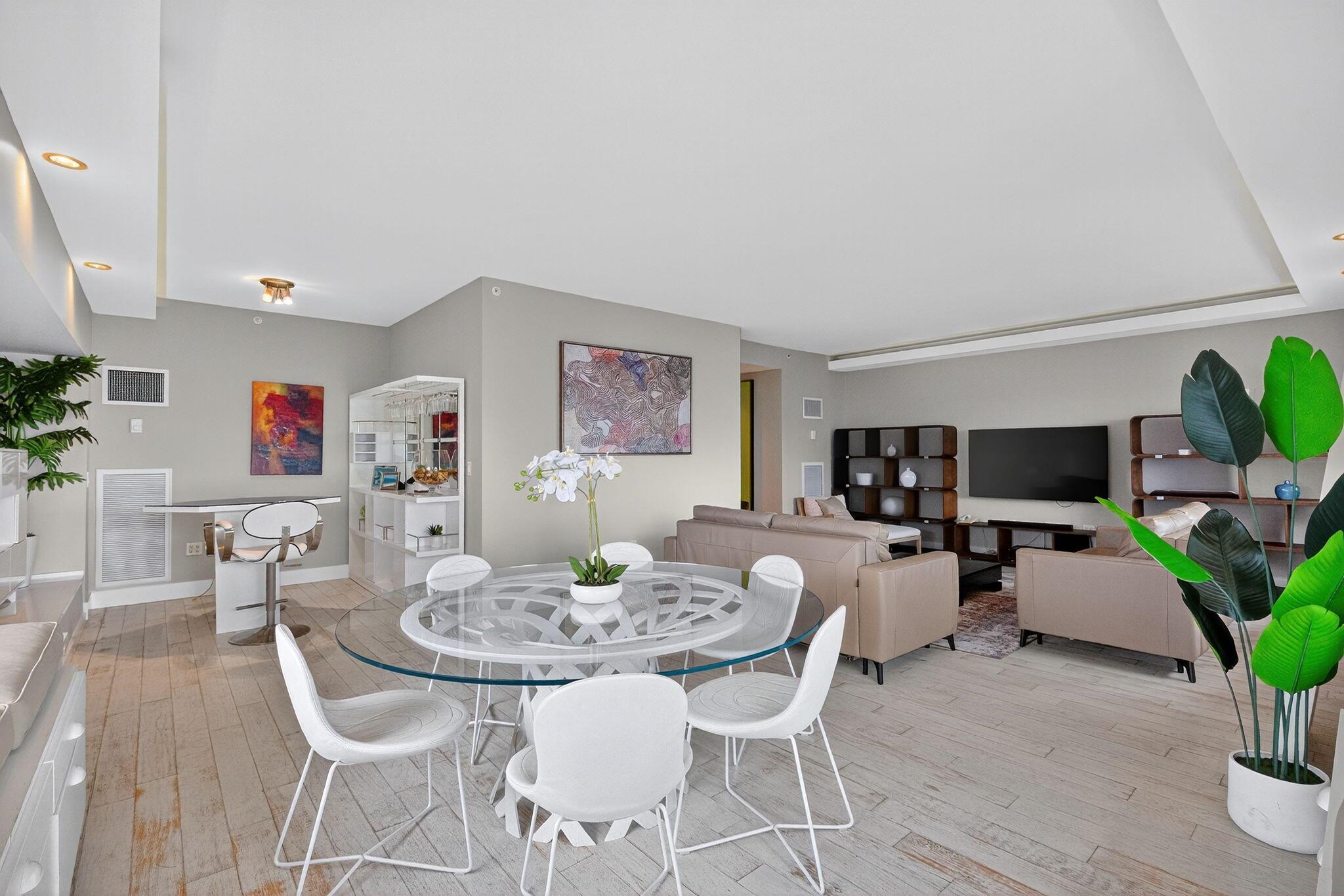 MILLENNIUM TOWER CONDOMIN - Residential