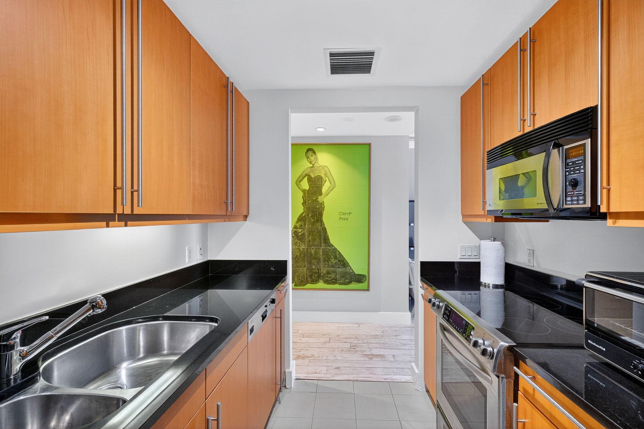 MILLENNIUM TOWER CONDOMIN - Residential