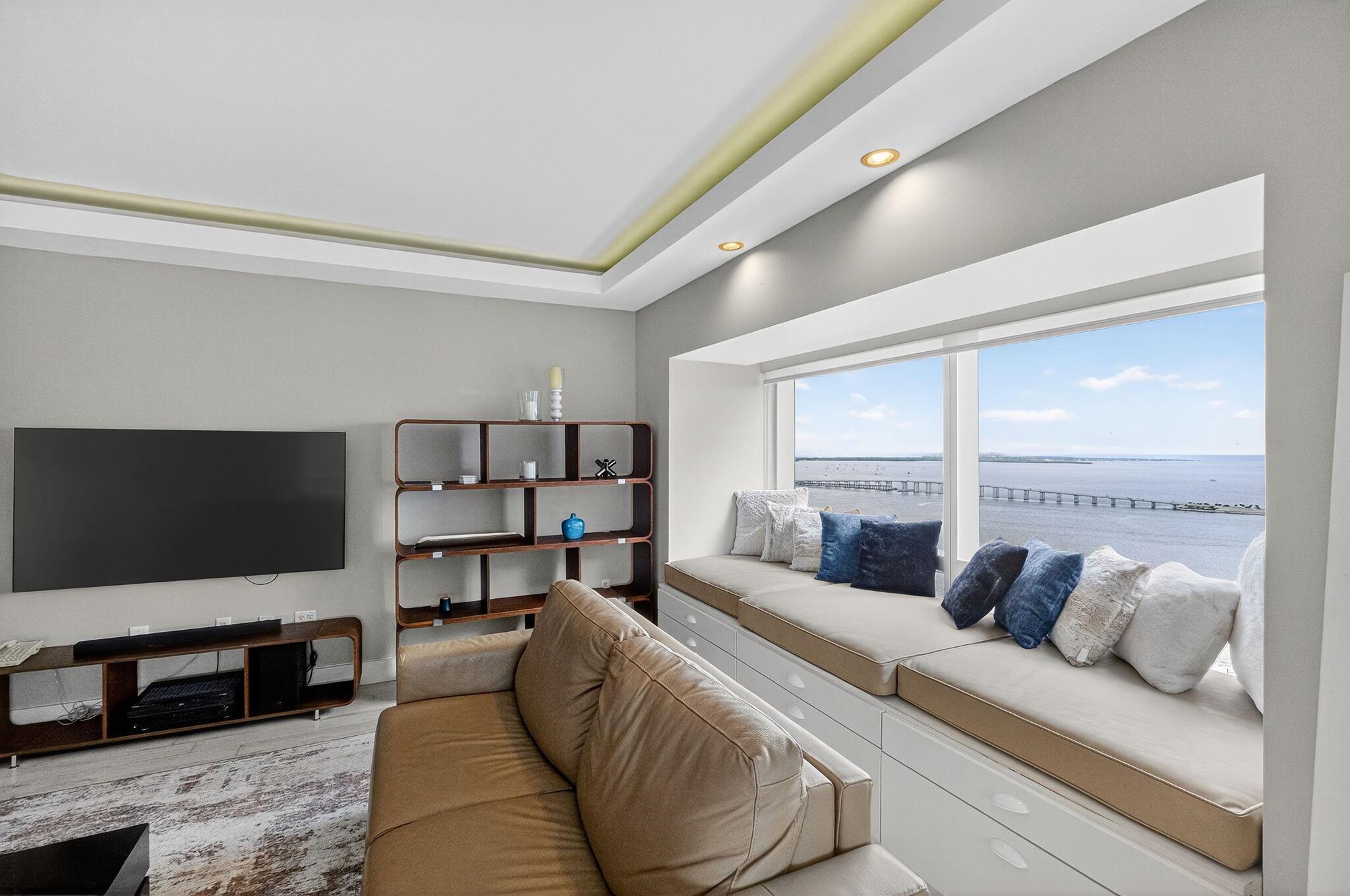 MILLENNIUM TOWER CONDOMIN - Residential