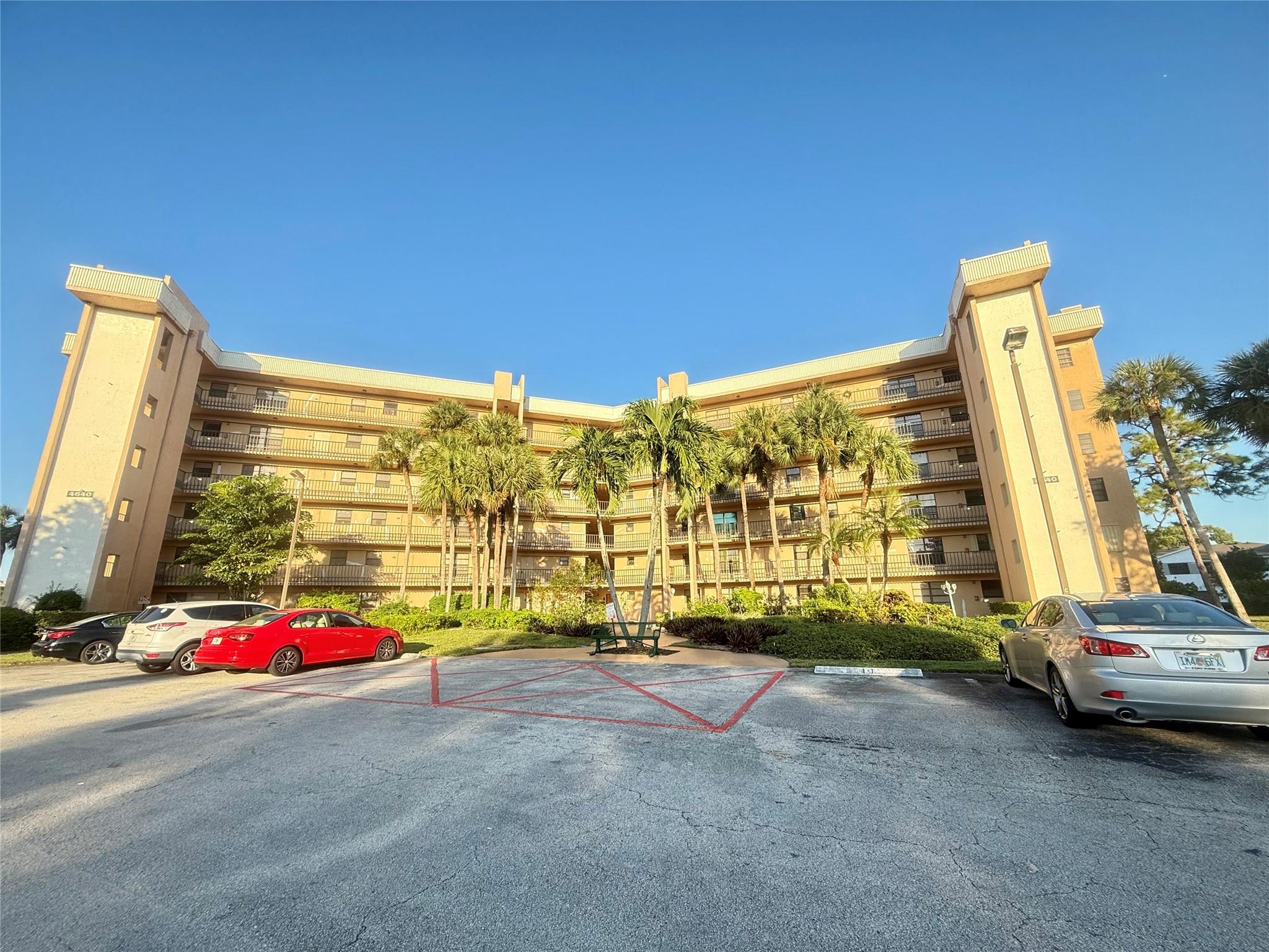 Sunrise Palm Beach Condo - Residential Lease