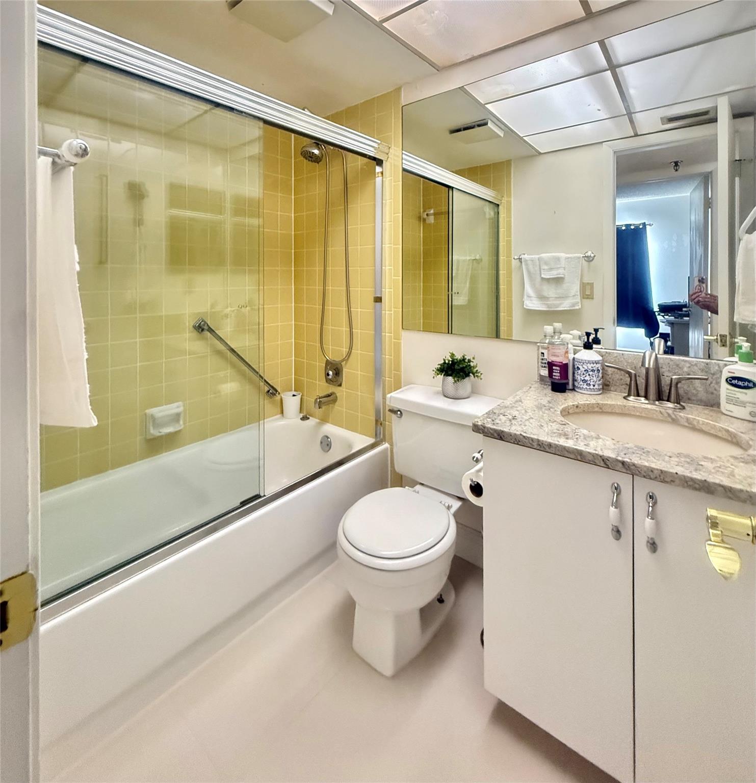 Sunrise Palm Beach Condo - Residential Lease