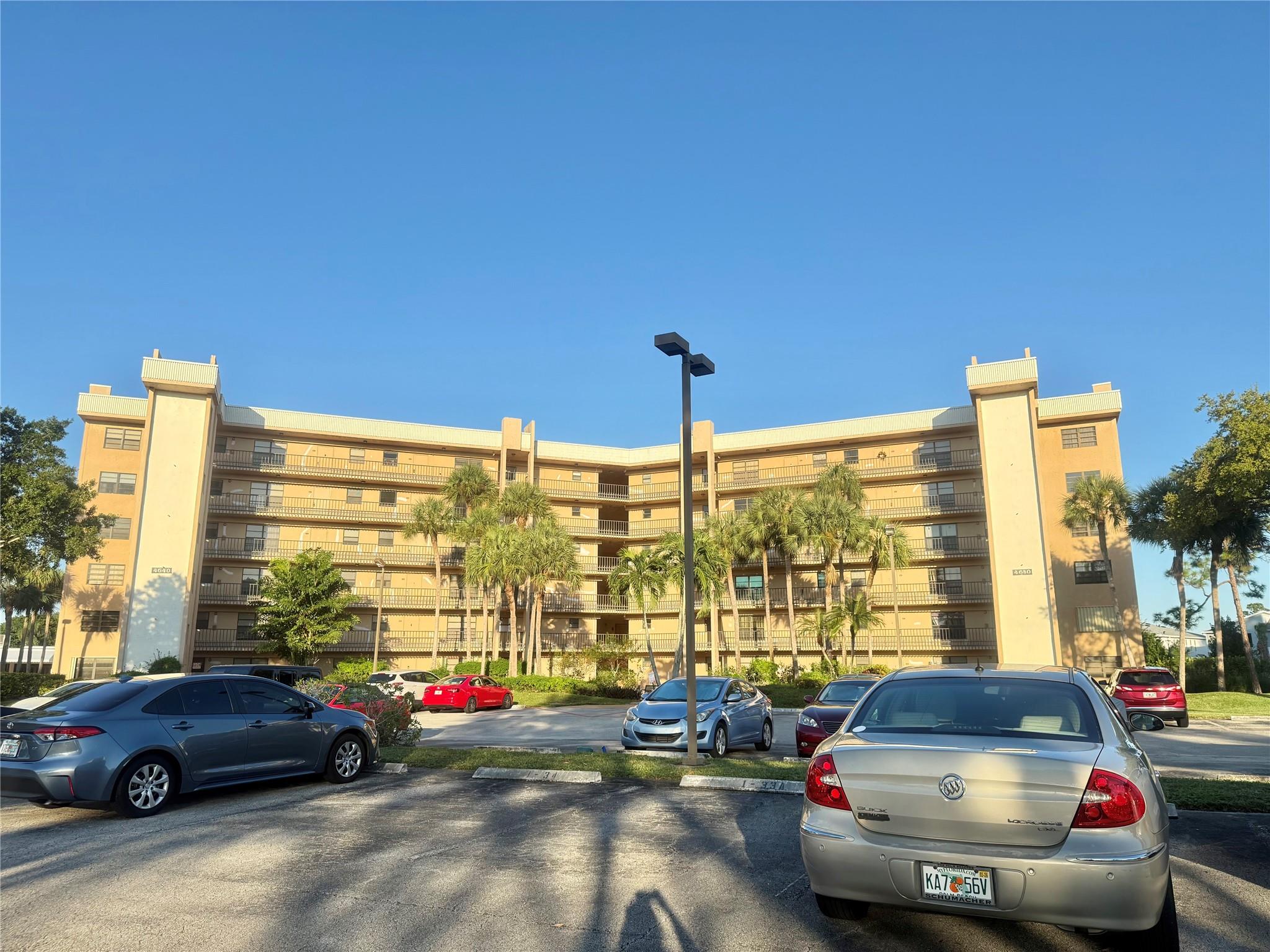 Sunrise Palm Beach Condo - Residential Lease