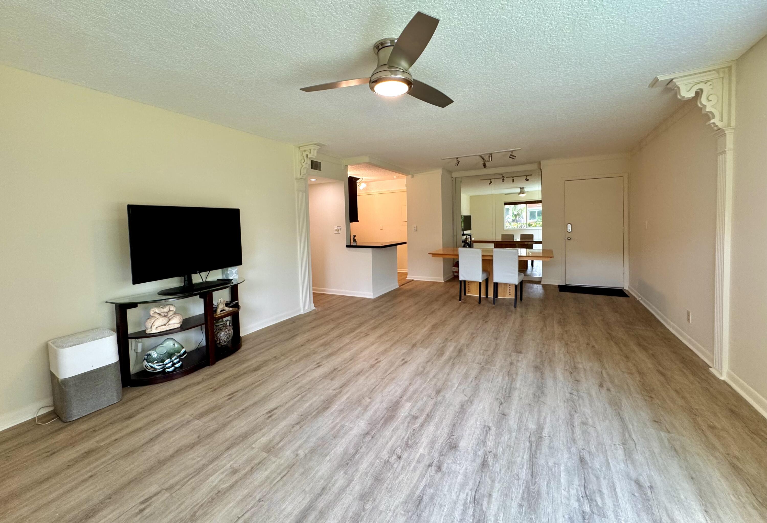 MANOR GROVE VILLAGE TWO CONDO - Residential