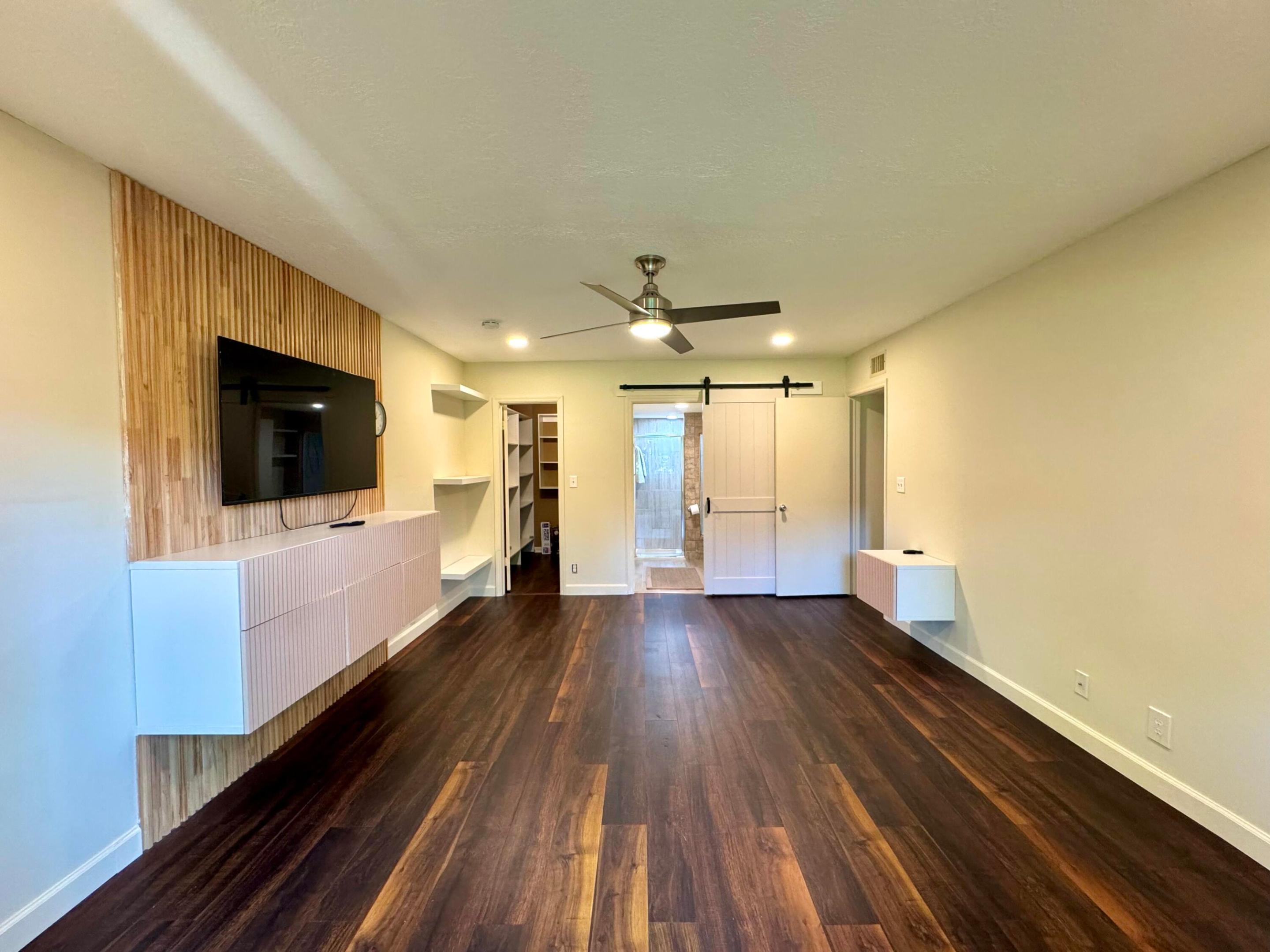 MANOR GROVE VILLAGE TWO CONDO - Residential