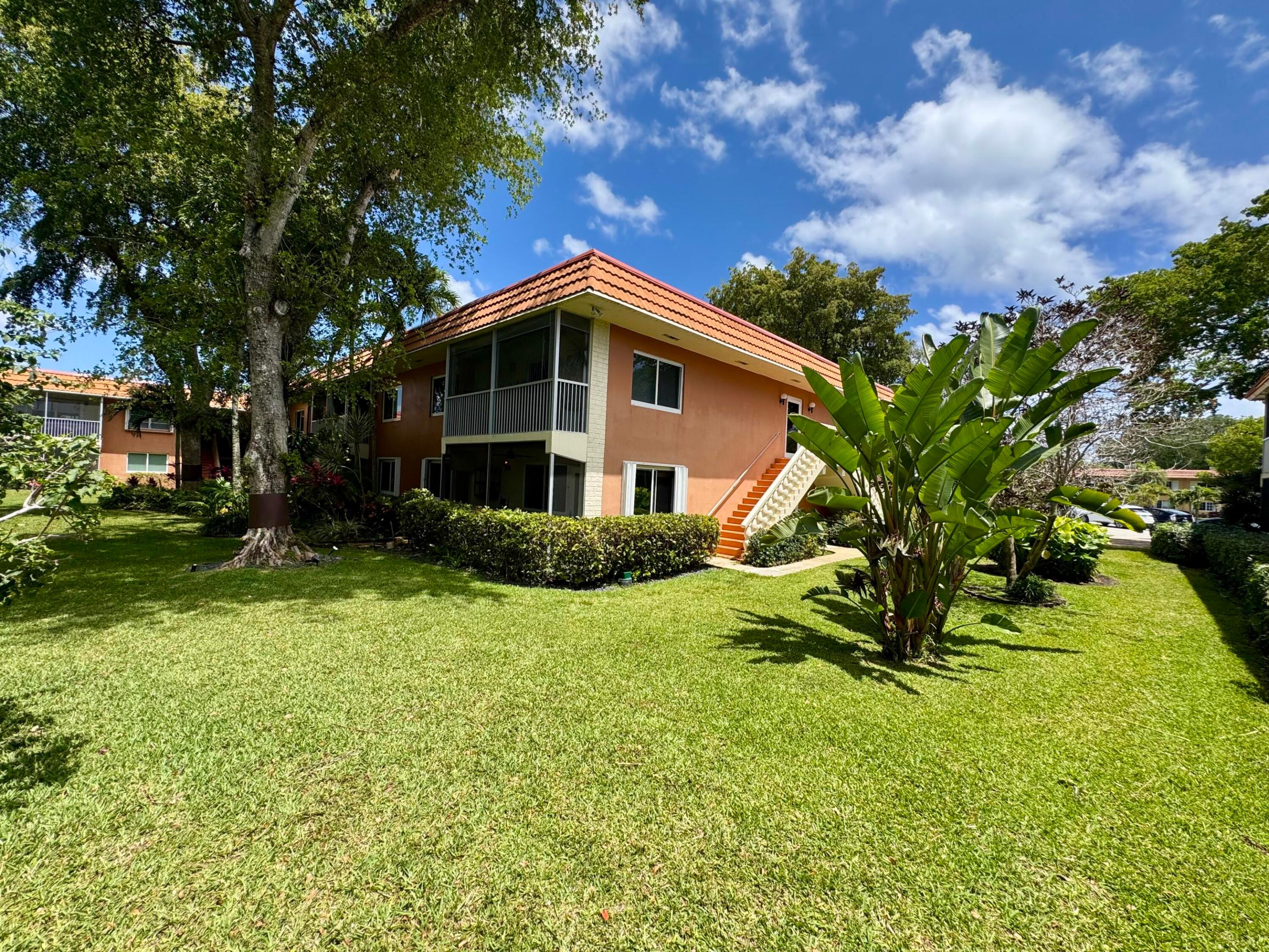 MANOR GROVE VILLAGE TWO CONDO - Residential