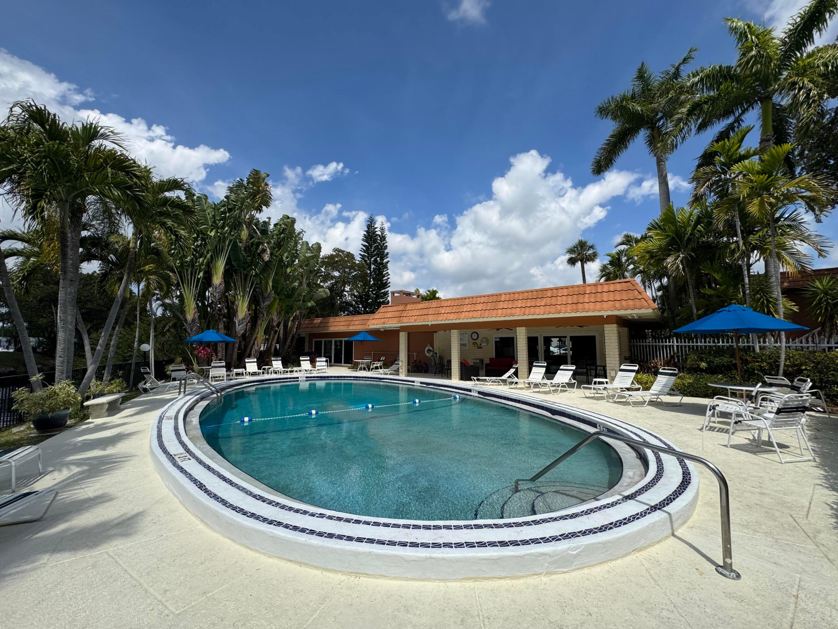 MANOR GROVE VILLAGE TWO CONDO - Residential