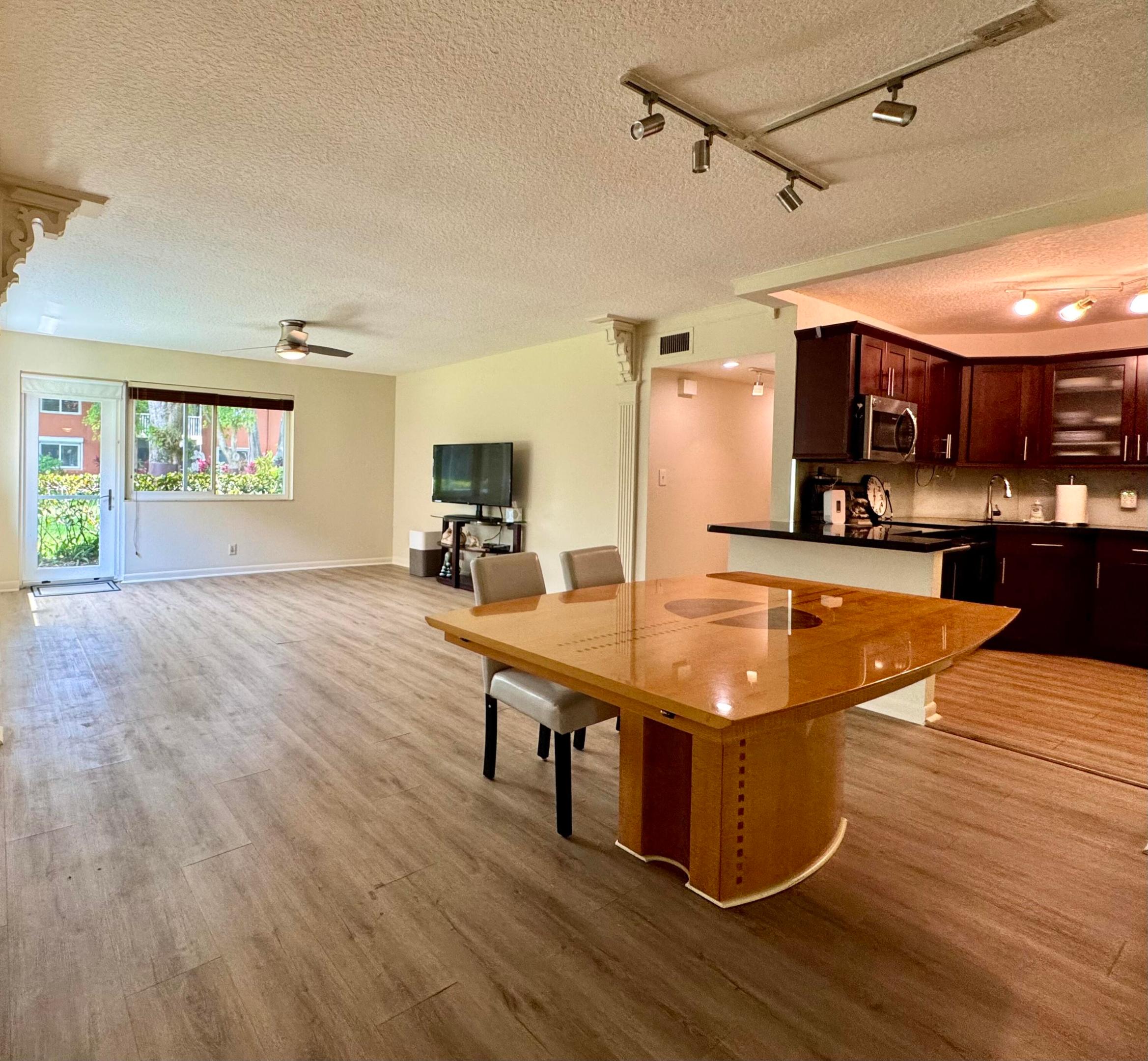 MANOR GROVE VILLAGE TWO CONDO - Residential