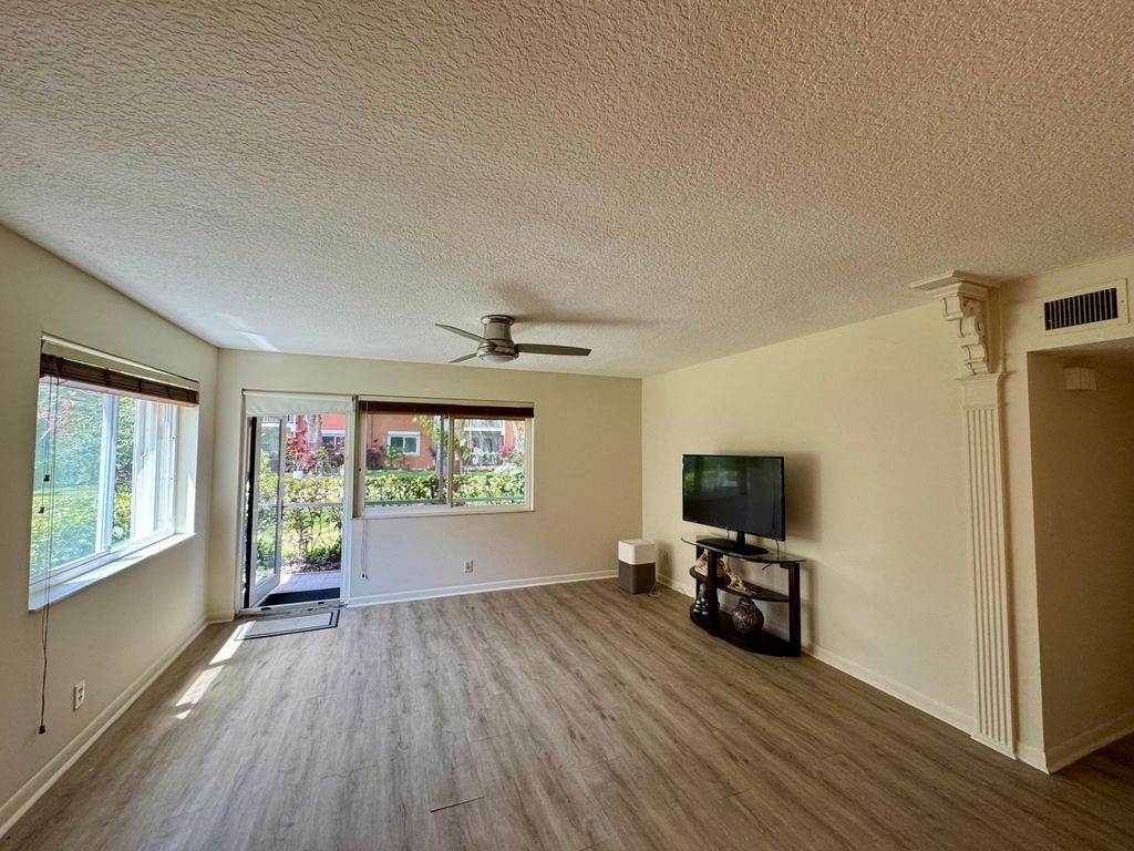 Photo of 1920 NE 1st Terrace #118h, Wilton Manors, FL 33305 (MLS # B26014257)