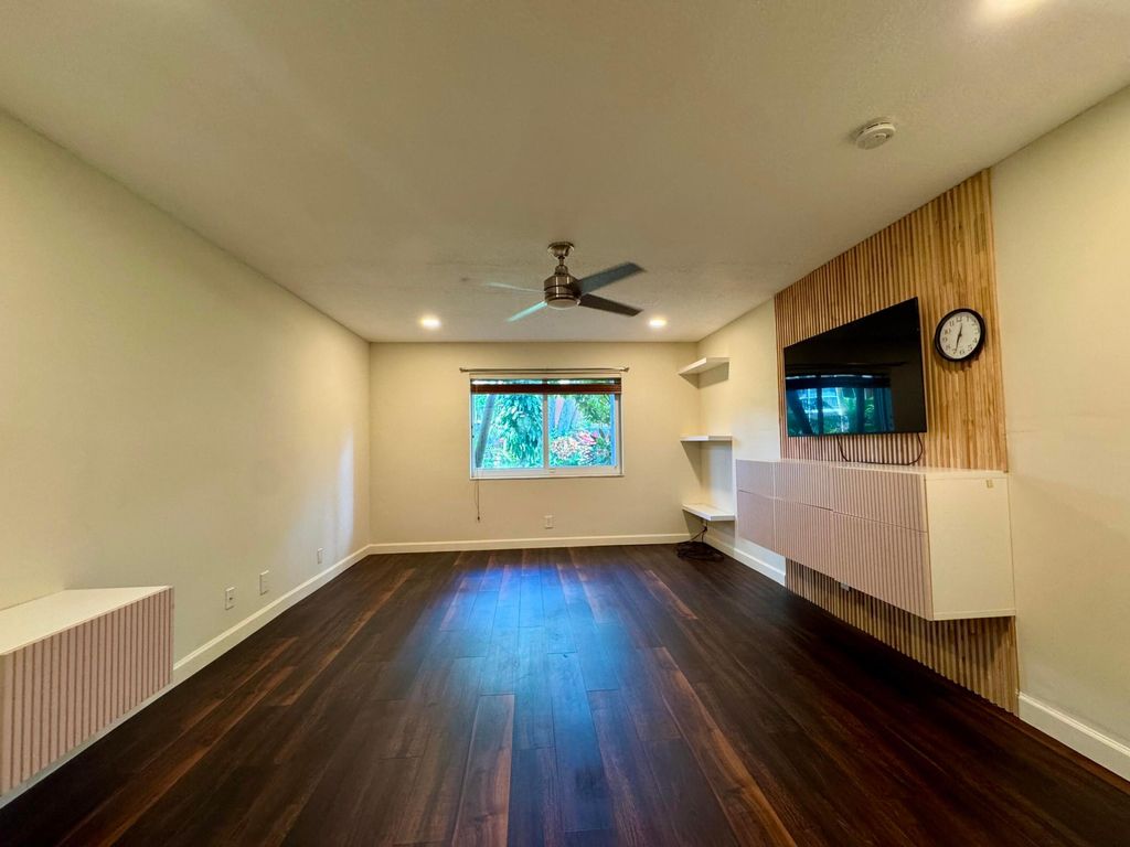 Photo of 1920 NE 1st Terrace #118h, Wilton Manors, FL 33305 (MLS # B26014257)