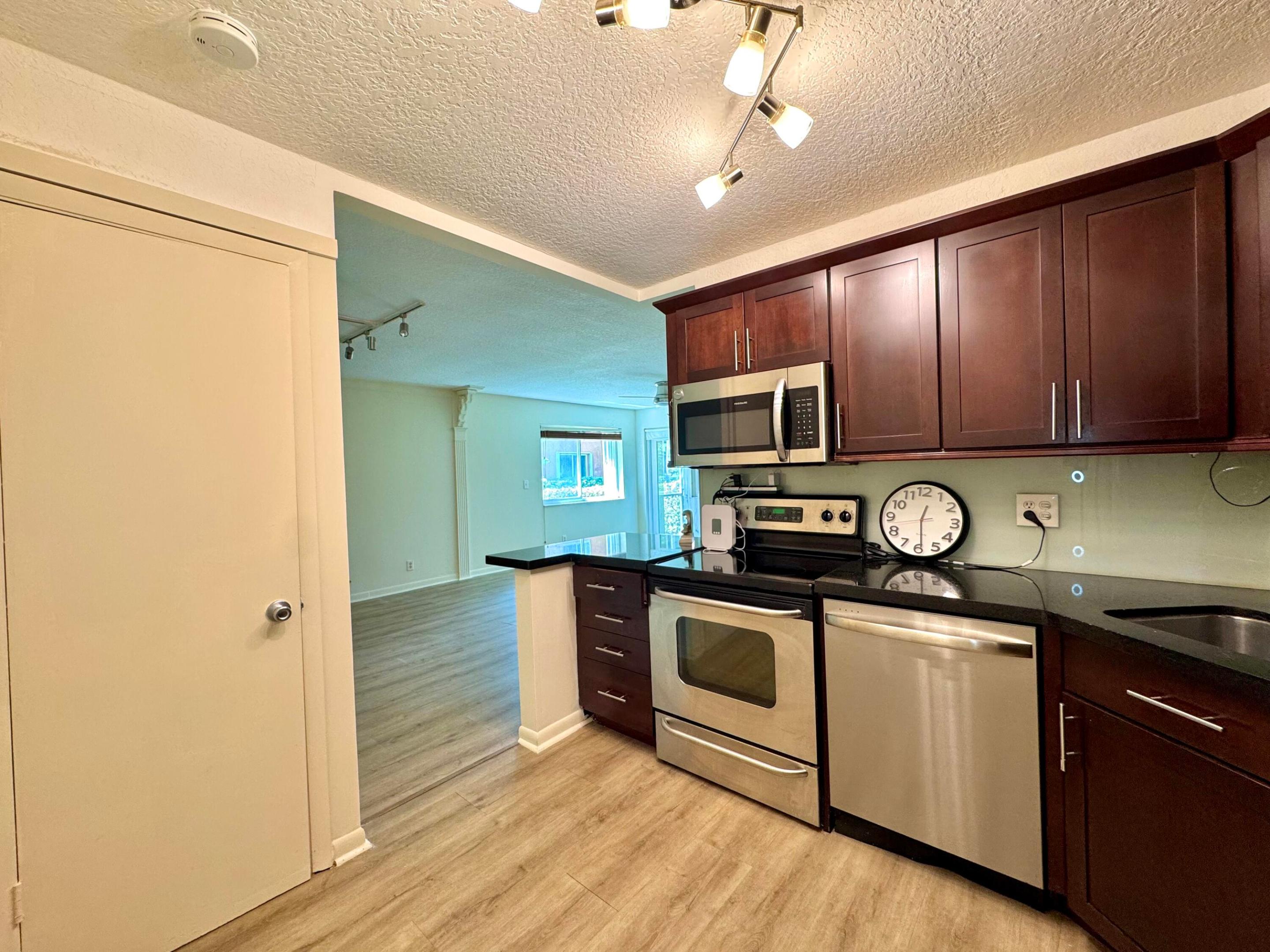 MANOR GROVE VILLAGE TWO CONDO - Residential