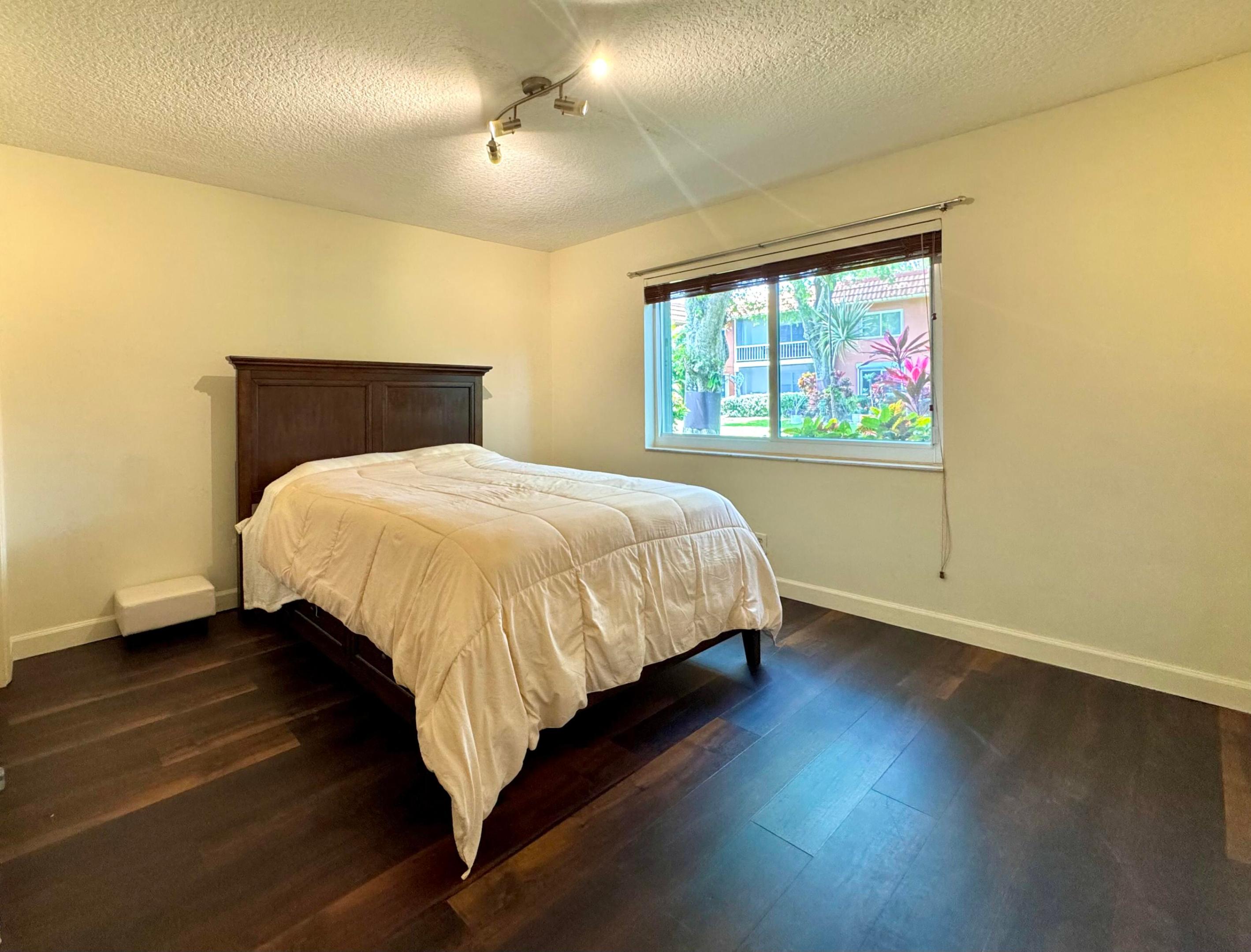 MANOR GROVE VILLAGE TWO CONDO - Residential