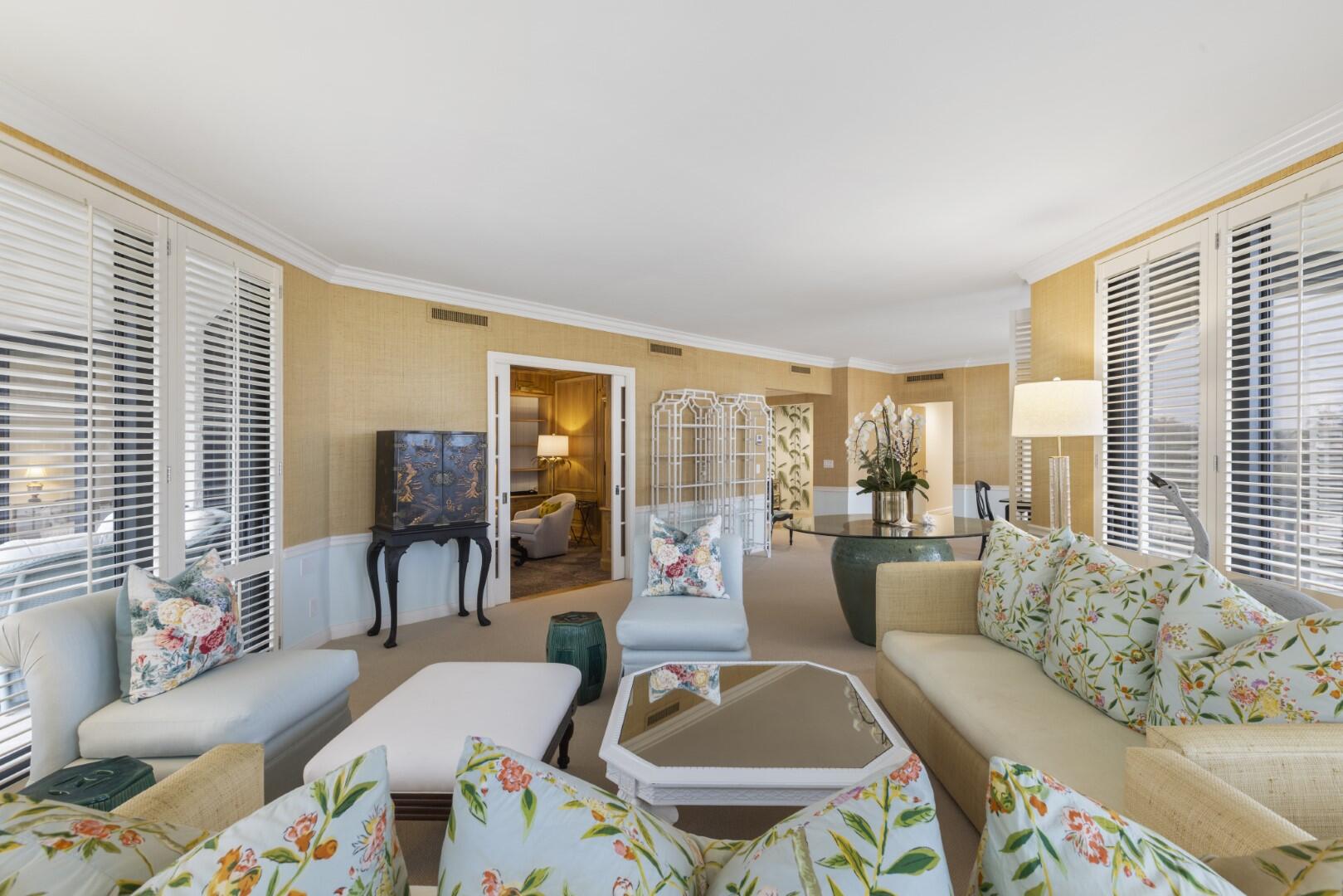 L'ERMITAGE PALM BEACH CONDO - Residential