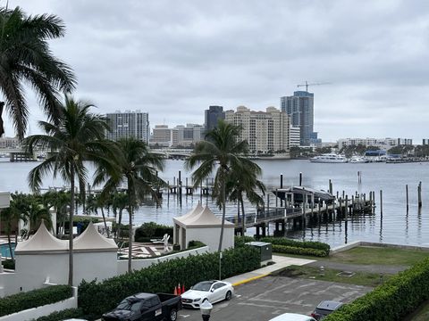 A home in Palm Beach