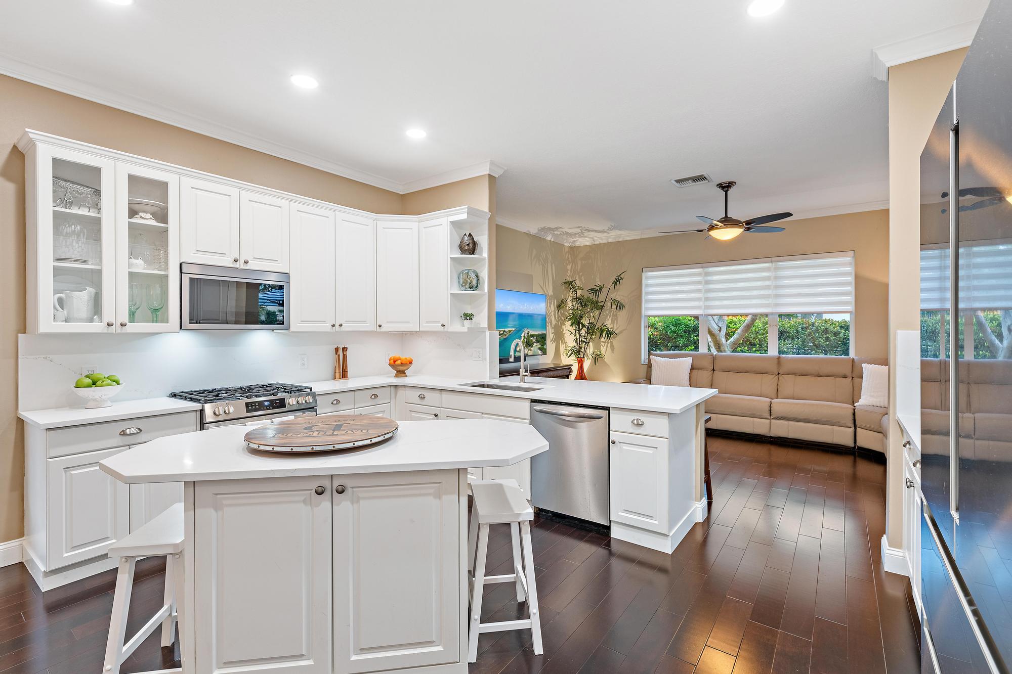 265 Swallowtail Lane