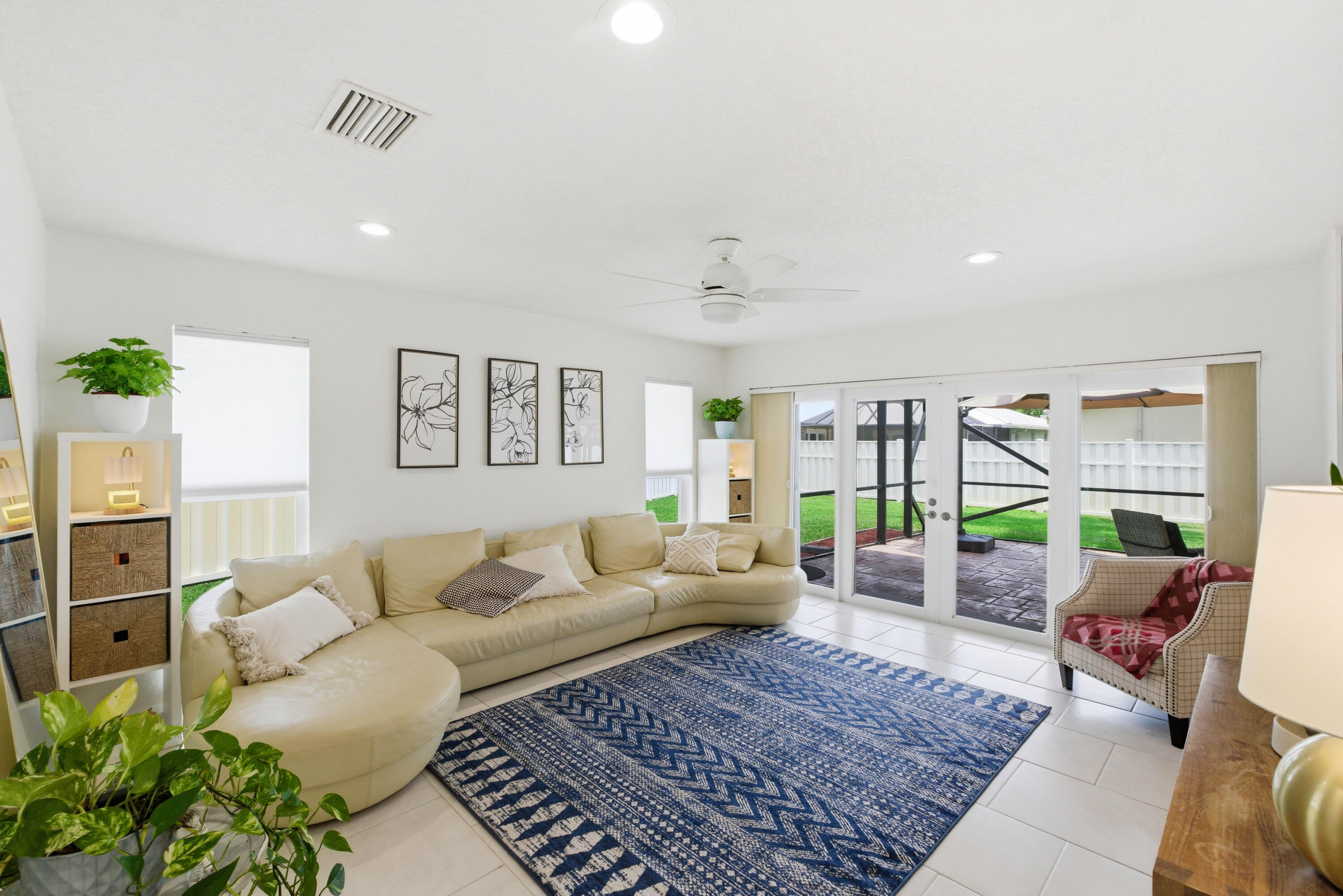 CROSSINGS - Residential