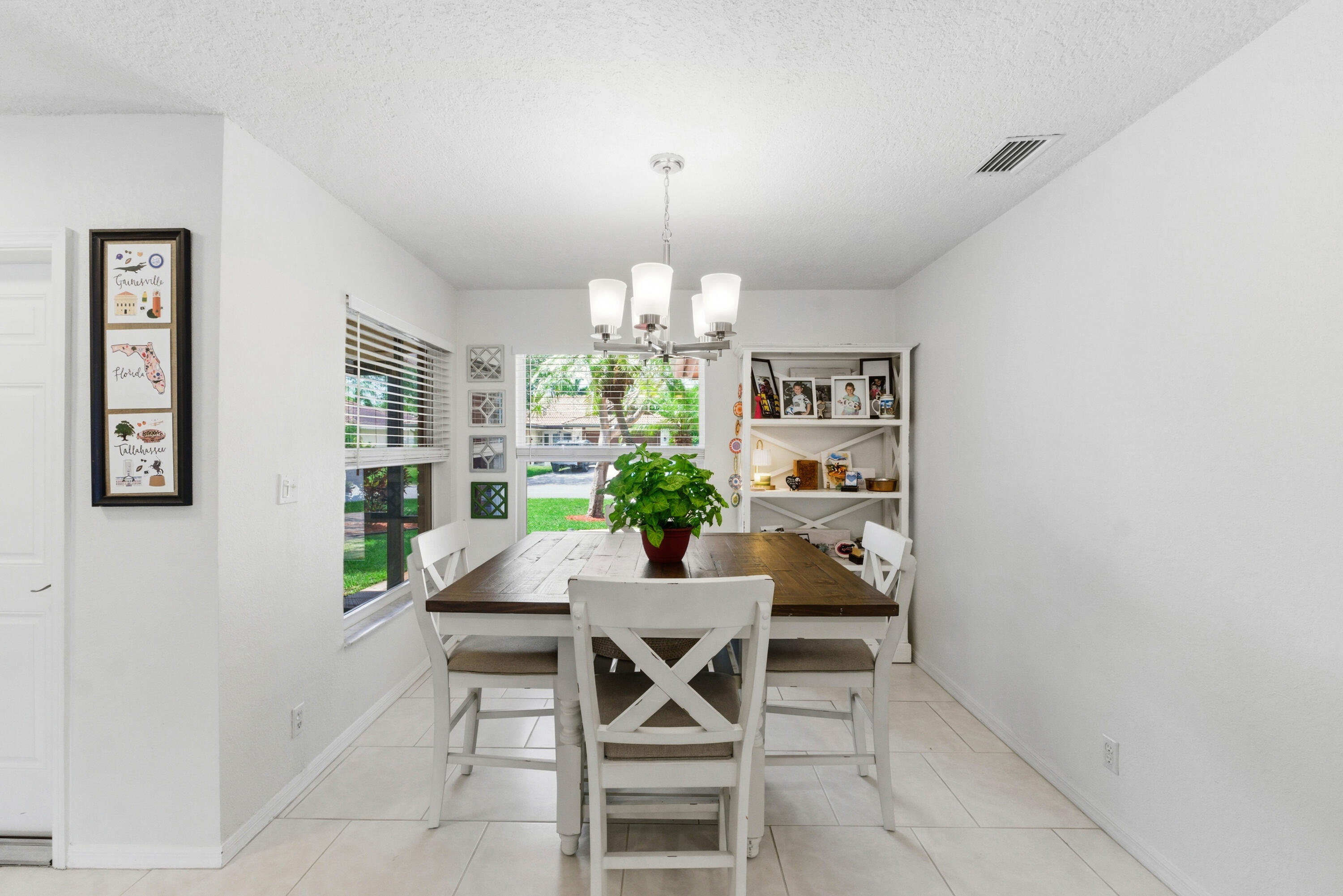 CROSSINGS - Residential