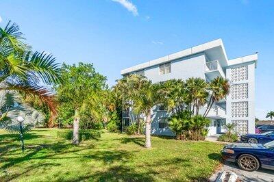 SEAGATE OF GULFSTREAM COND PART ONE & TWO - Residential