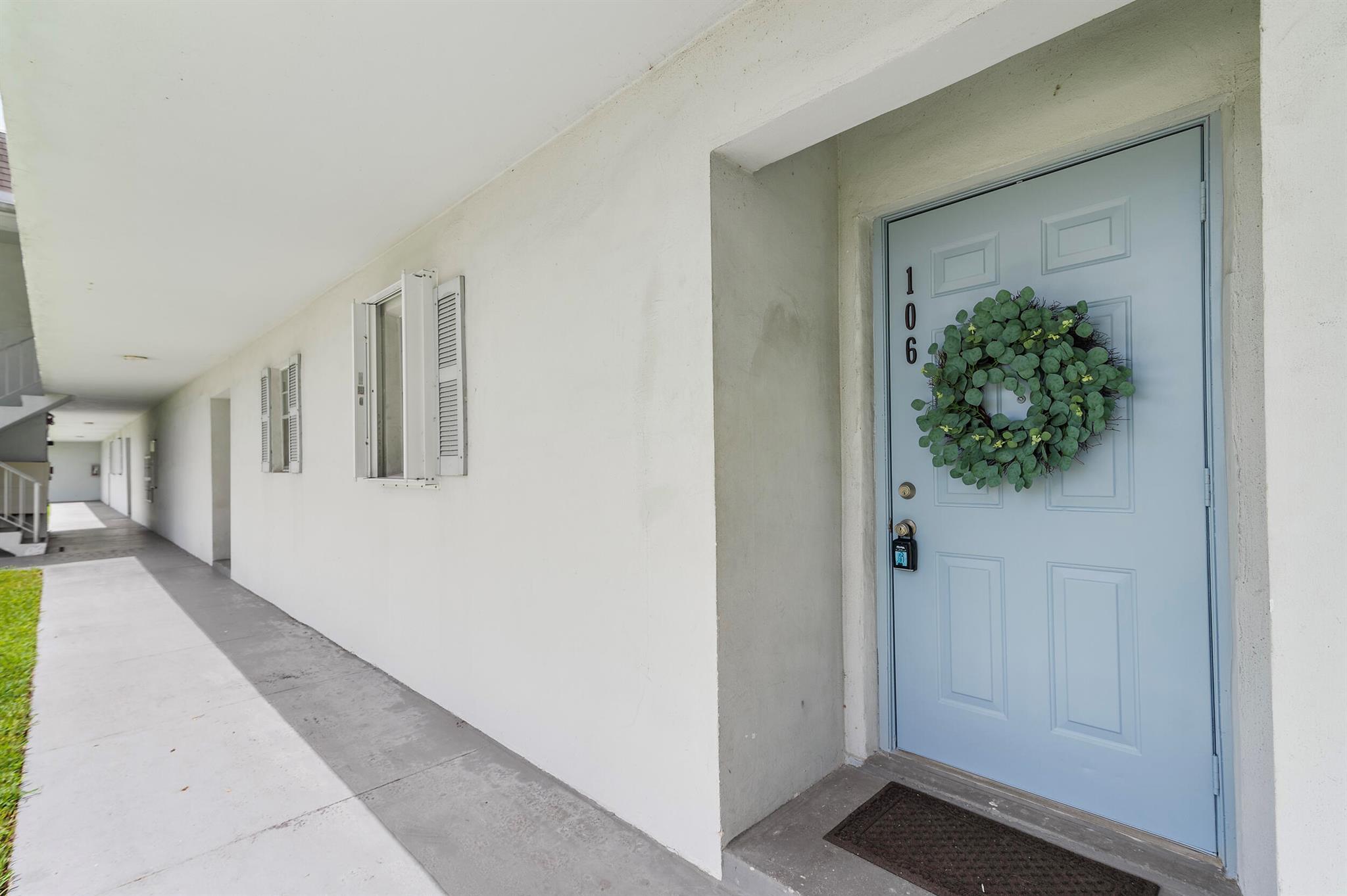 PALM GARDEN APTS CONDO - Residential Lease