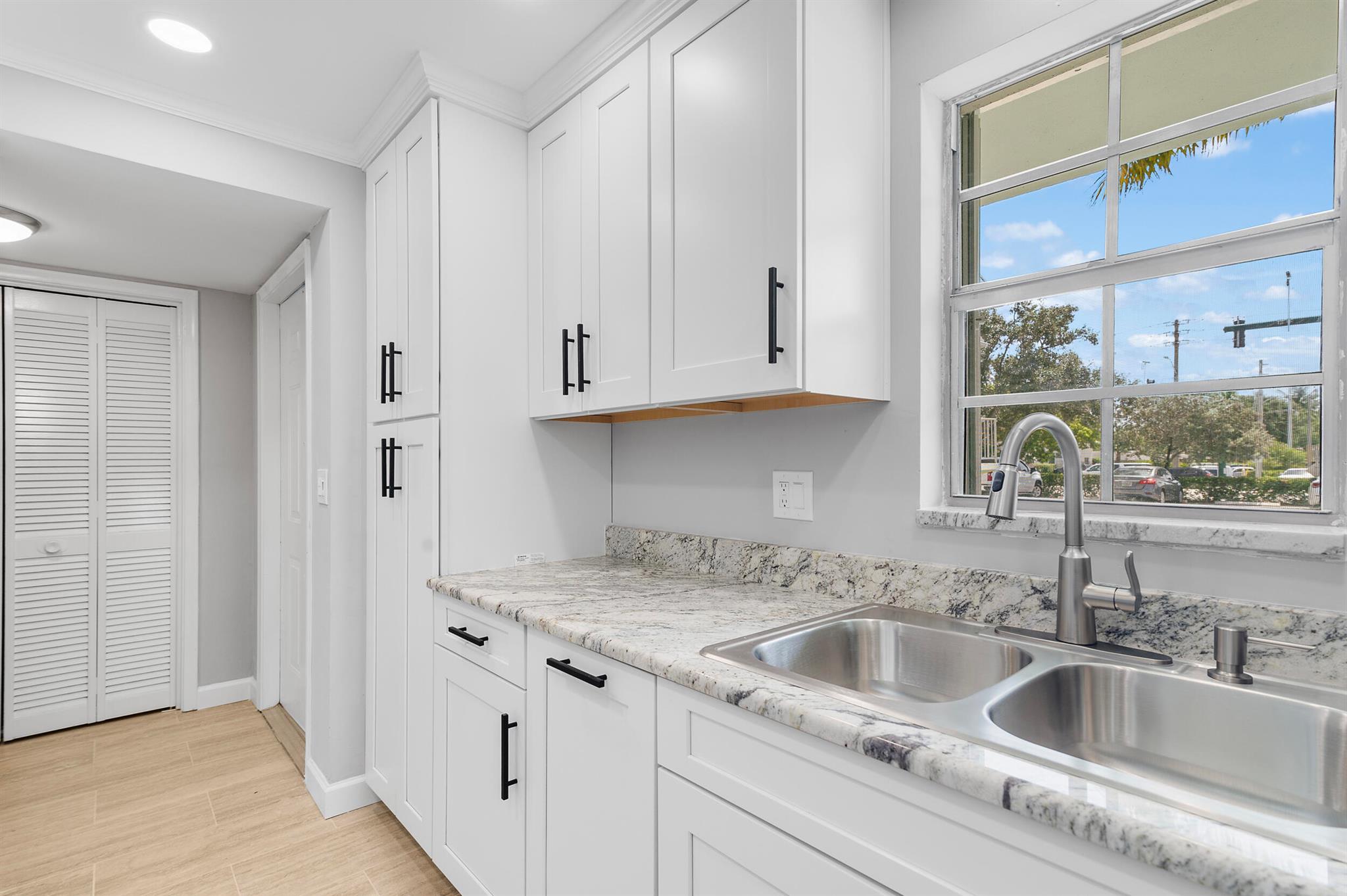 PALM GARDEN APTS CONDO - Residential Lease