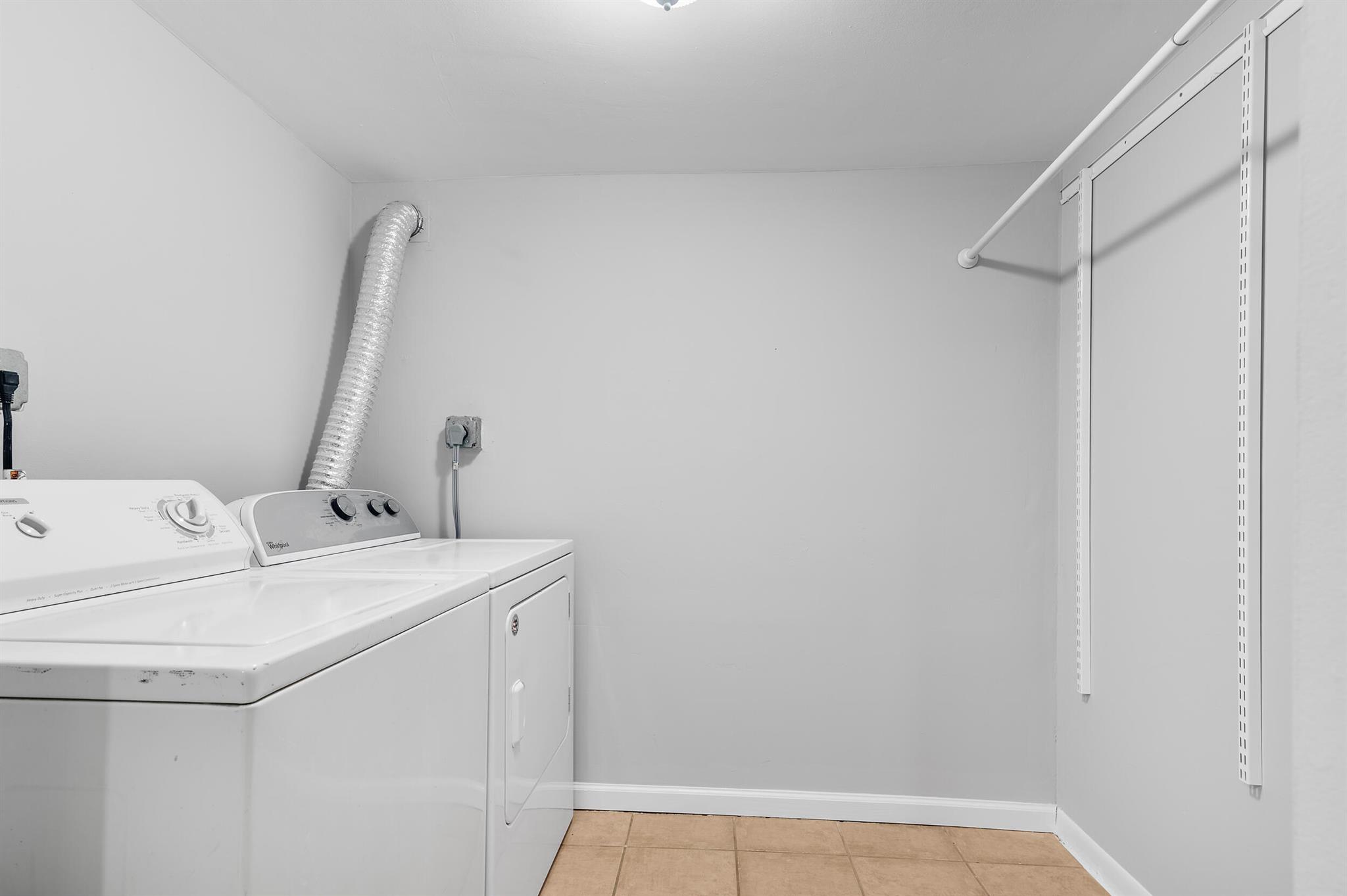 PALM GARDEN APTS CONDO - Residential Lease