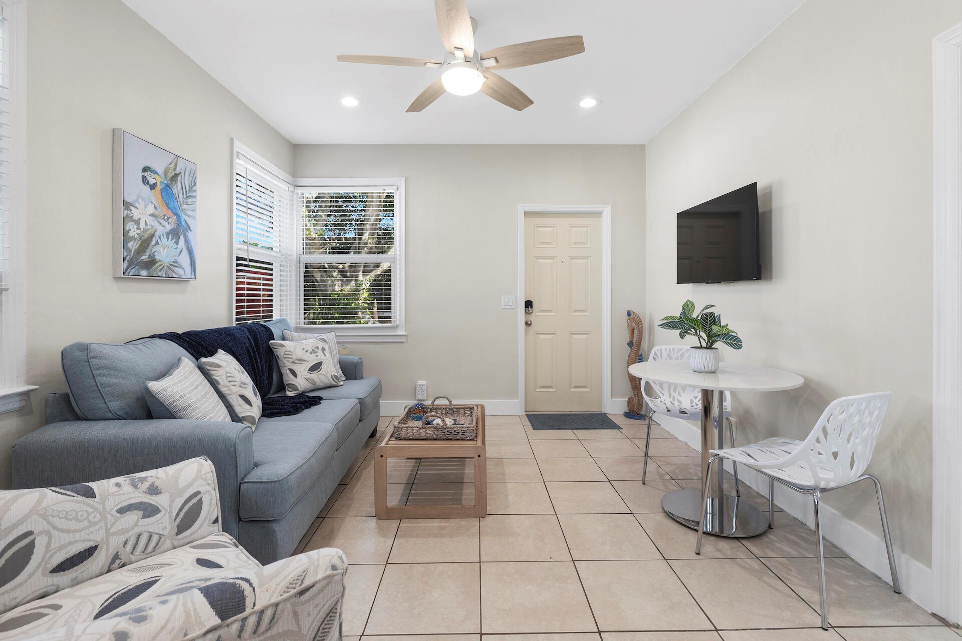 BOYNTON PLACE - Residential Income