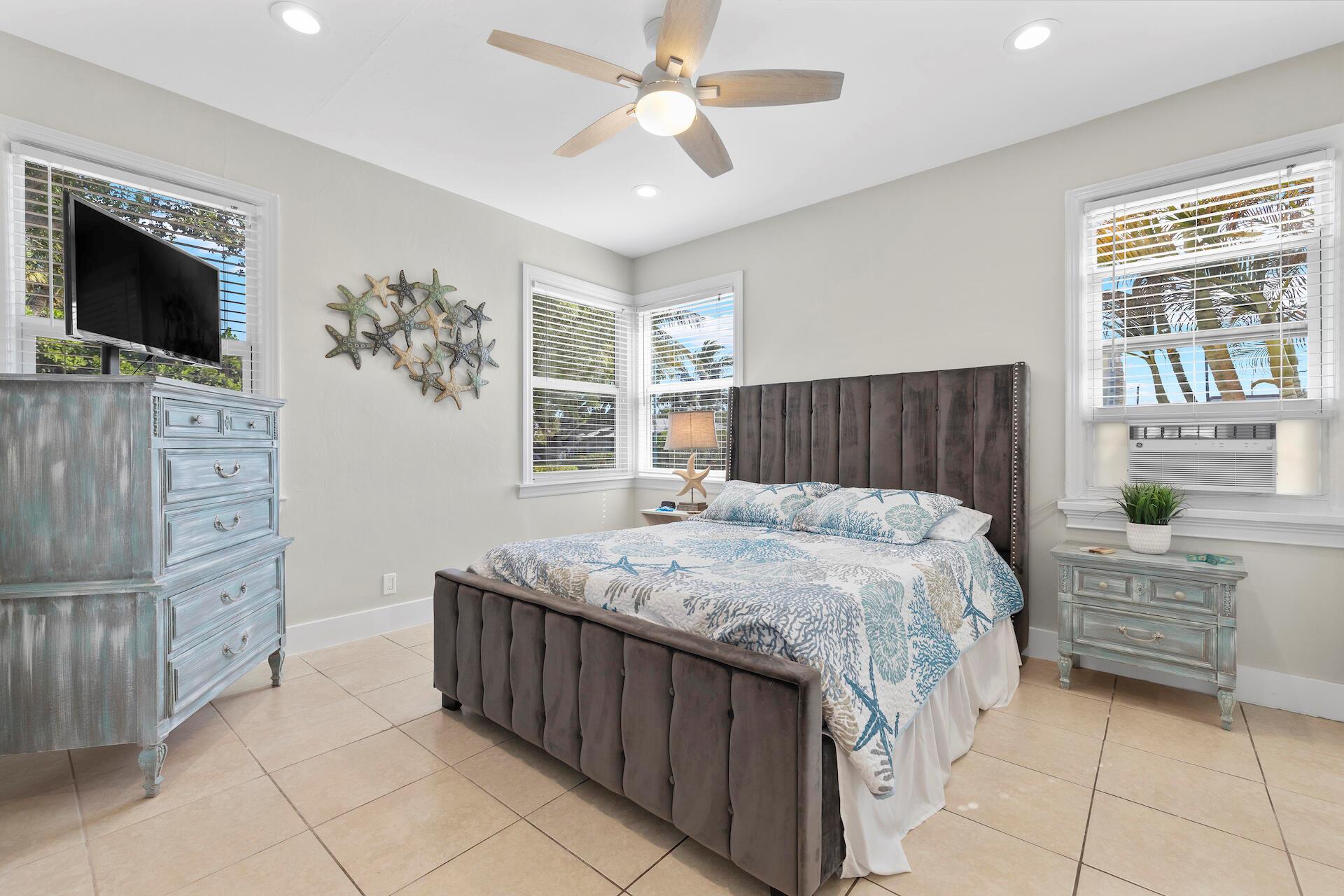 BOYNTON PLACE - Residential Income