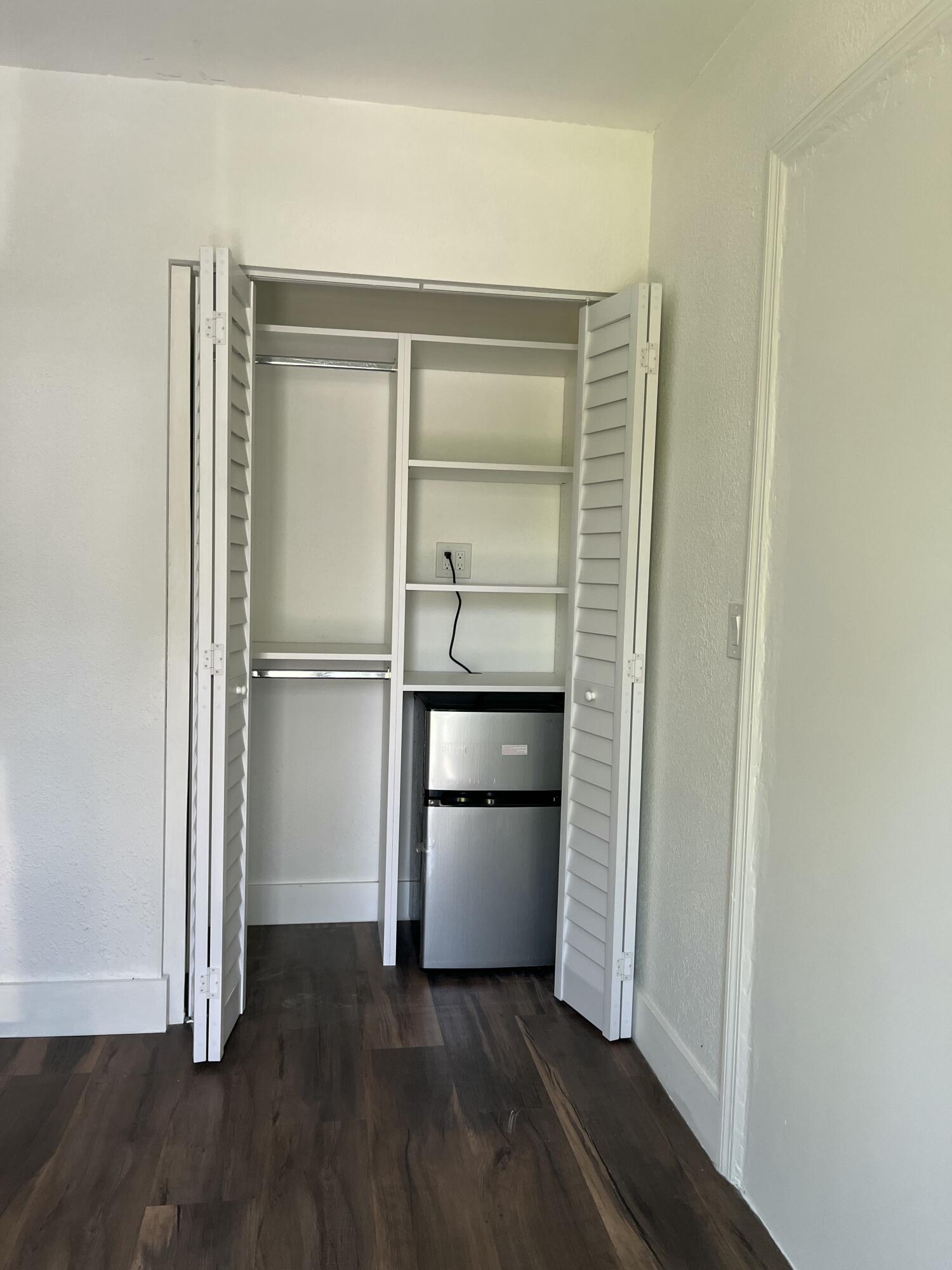 2300 NW 6th Street 1