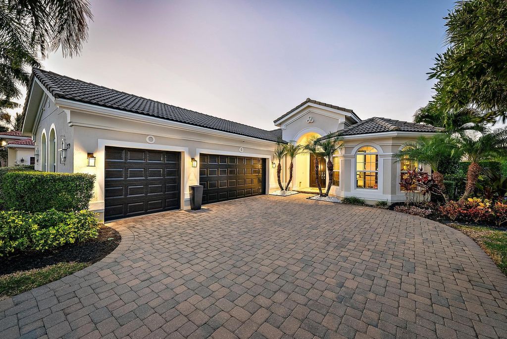Photo of 279 Carina Drive, Jupiter, FL 33478 (MLS # B26020983)