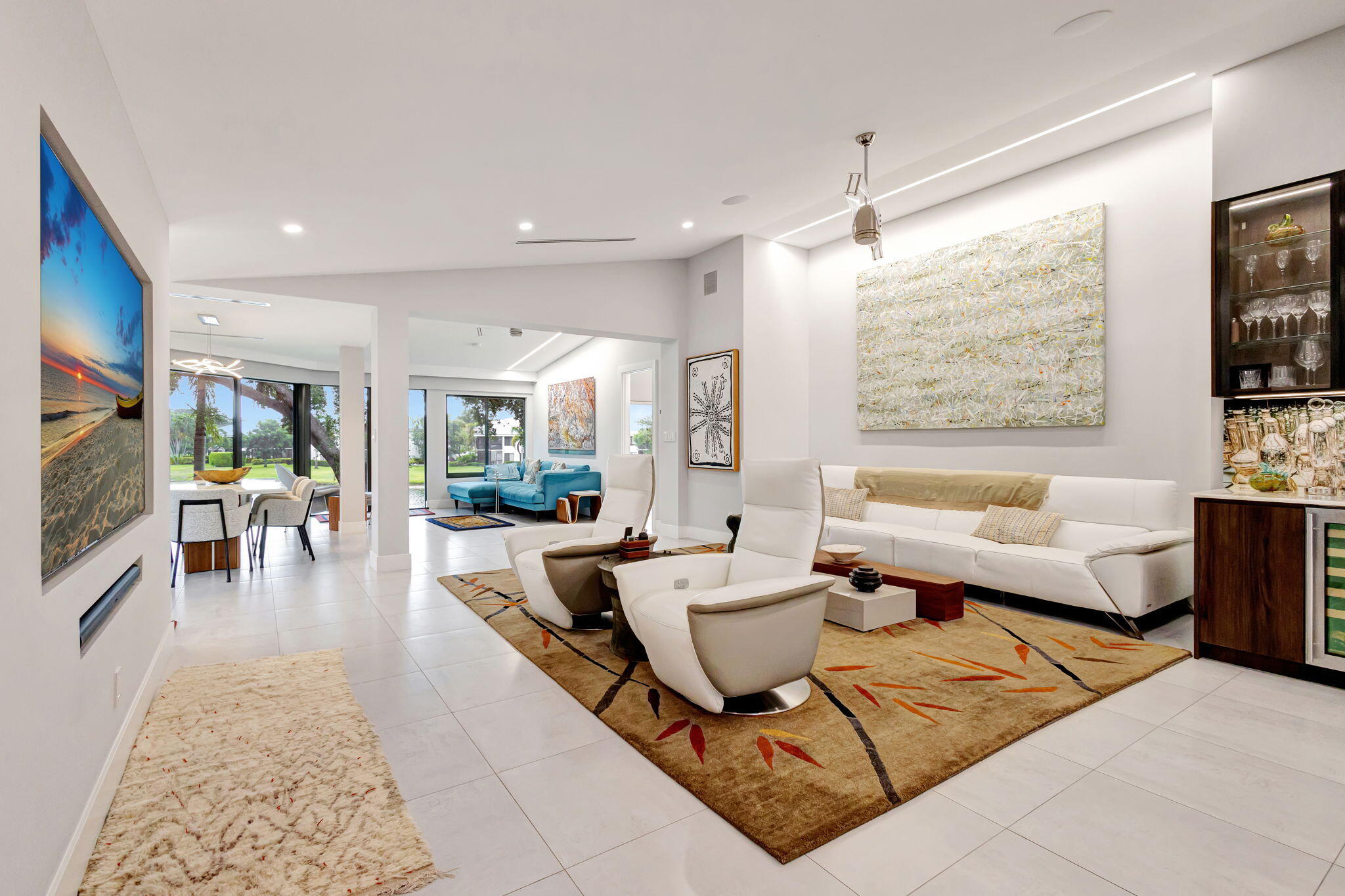 GLENEAGLES CONDO IV - Residential